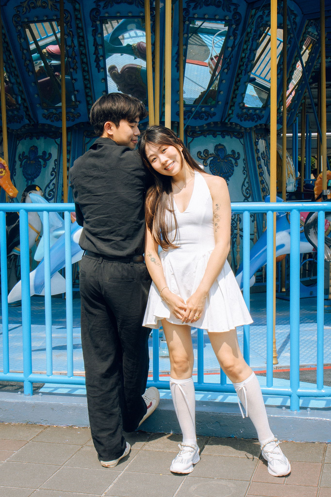 Taiwan Pre-Wedding Photoshoot | Dadaocheng & Children's Amusement Park at Children's Amusement Park pre-wedding photo