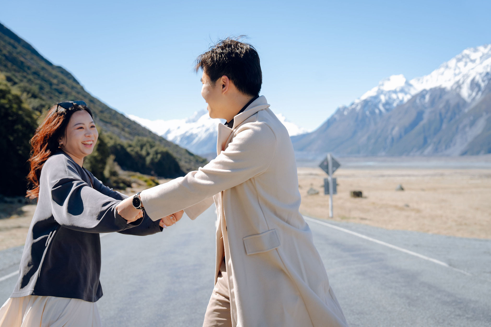 New Zealand Pre-Wedding Photoshoot | Lake Wakatipu, Alta Tarns, Coromandel Peak to Mount Cook at Mount Cook National Park pre-wedding photo
