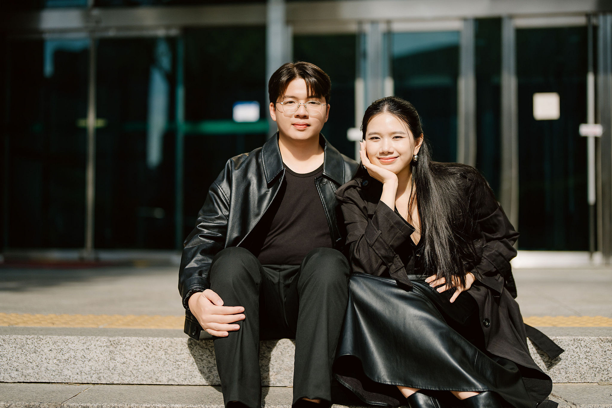 Seoul Pre-Wedding Photoshoot | Namsan, City Streets & Hangang Park at City Streets pre-wedding photo
