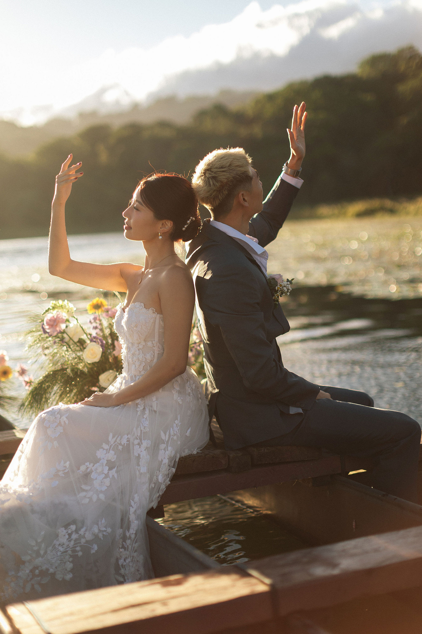 Bali Pre-Wedding Photoshoot | Lake Tamblingan, Kebun Raya Botanic Gardens & Blangsinga Waterfall at Lake Tamblingan pre-wedding photo