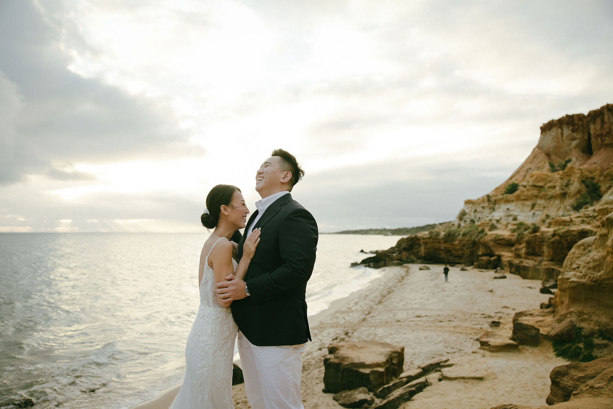 Melbourne Pre-Wedding Photoshoot | Parliament House, Fitzroy Gardens, Melbourne Streets & Half Moon Bay at Half Moon Bay pre-wedding photo