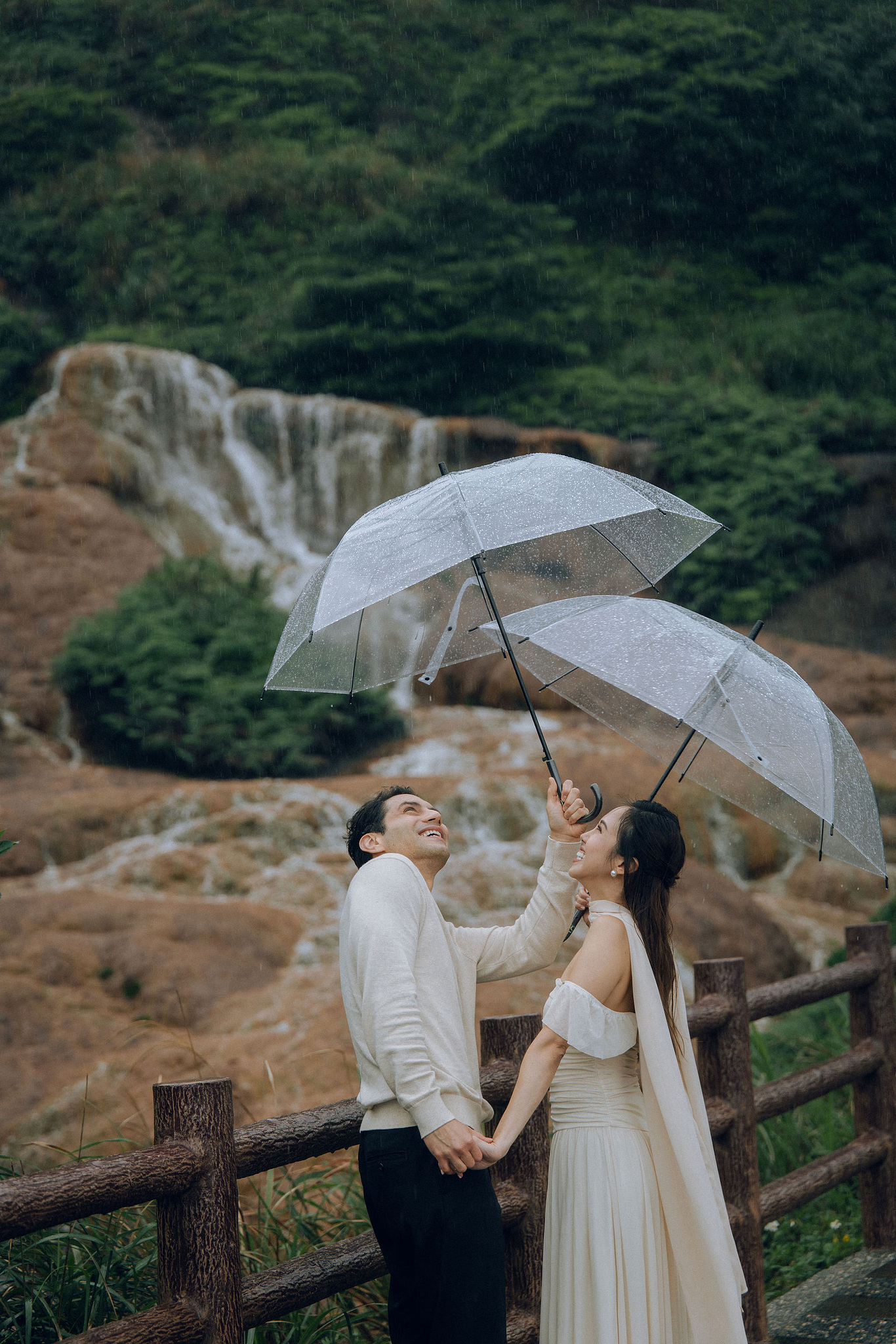 Taiwan Pre-Wedding Photoshoot | Bopiliao Historical Block, Nanya Rocks, Jinguashi & Jiufen at Nanya Rocks & Jinguashi pre-wedding photo
