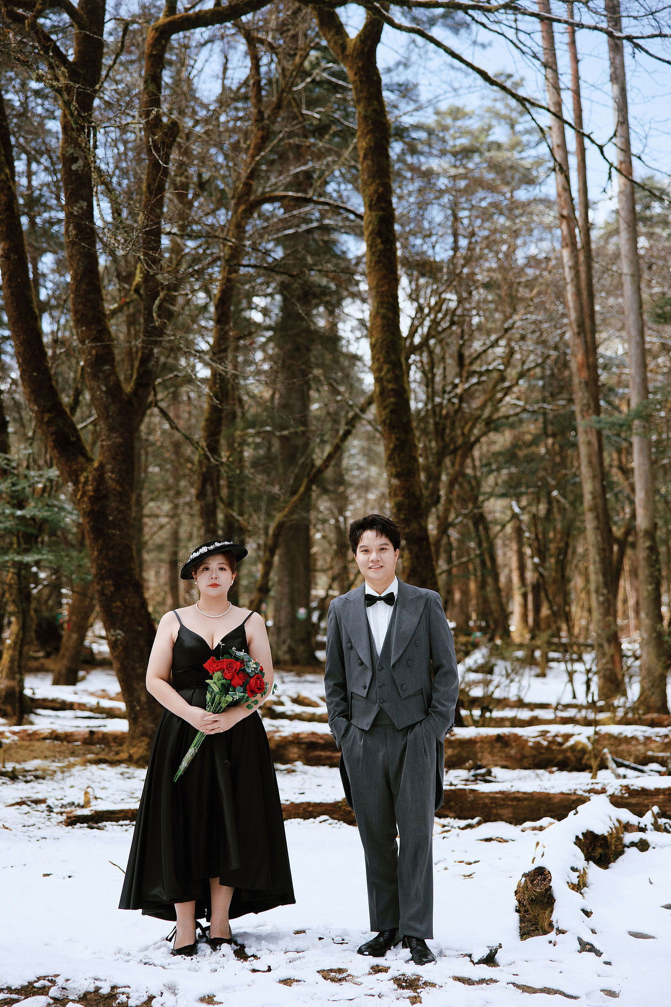Lijiang Pre-Wedding Photoshoot | Spruce Meadow, Blue Moon Valley & Alpine Lake at Spruce Meadow pre-wedding photo