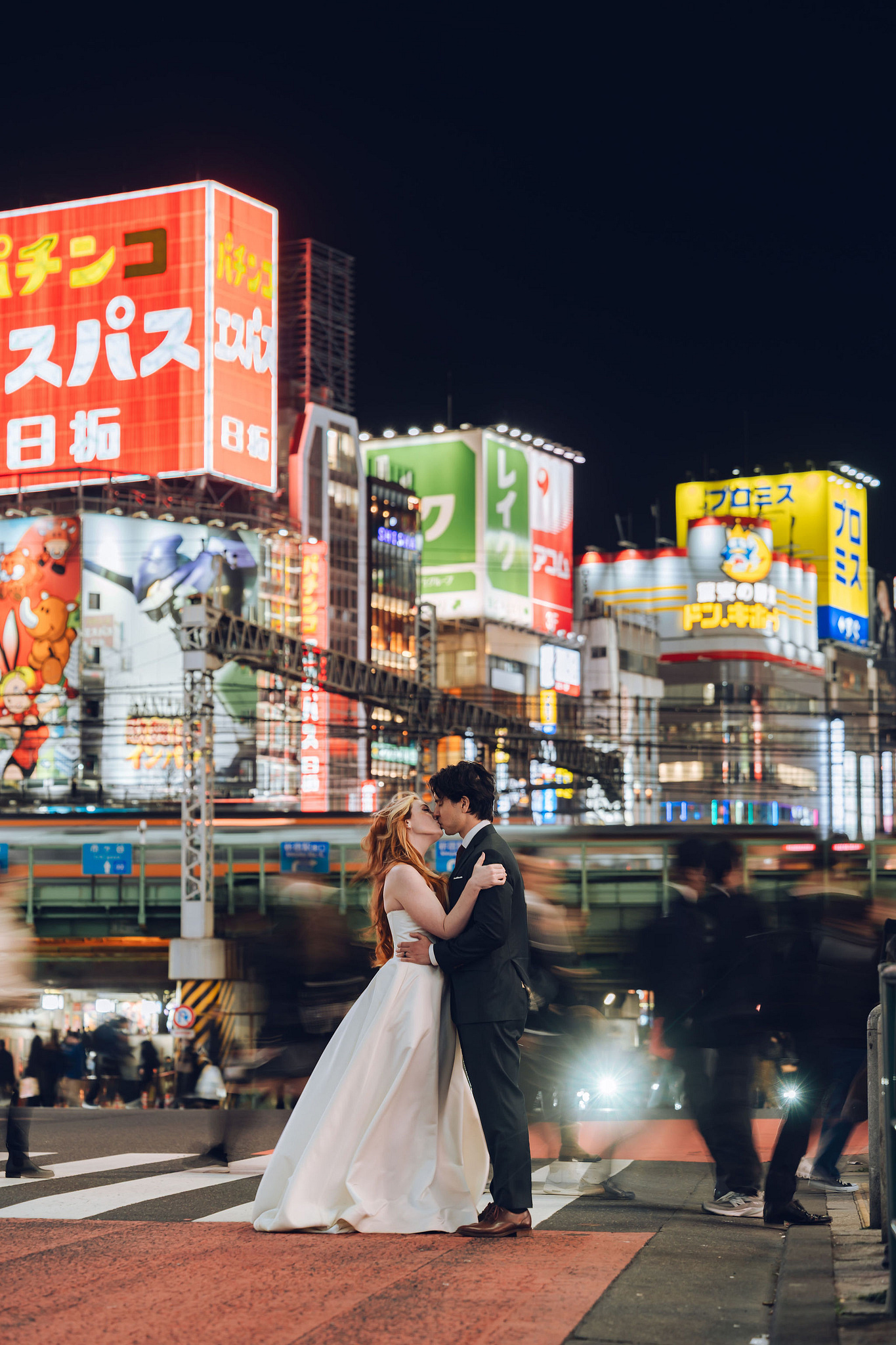 Tokyo & Mt. Fuji Pre-Wedding Photoshoot | Tokyo Garden Shrine, Lake Kawaguchiko & Shinjuku Street at Shinjuku Streets pre-wedding photo