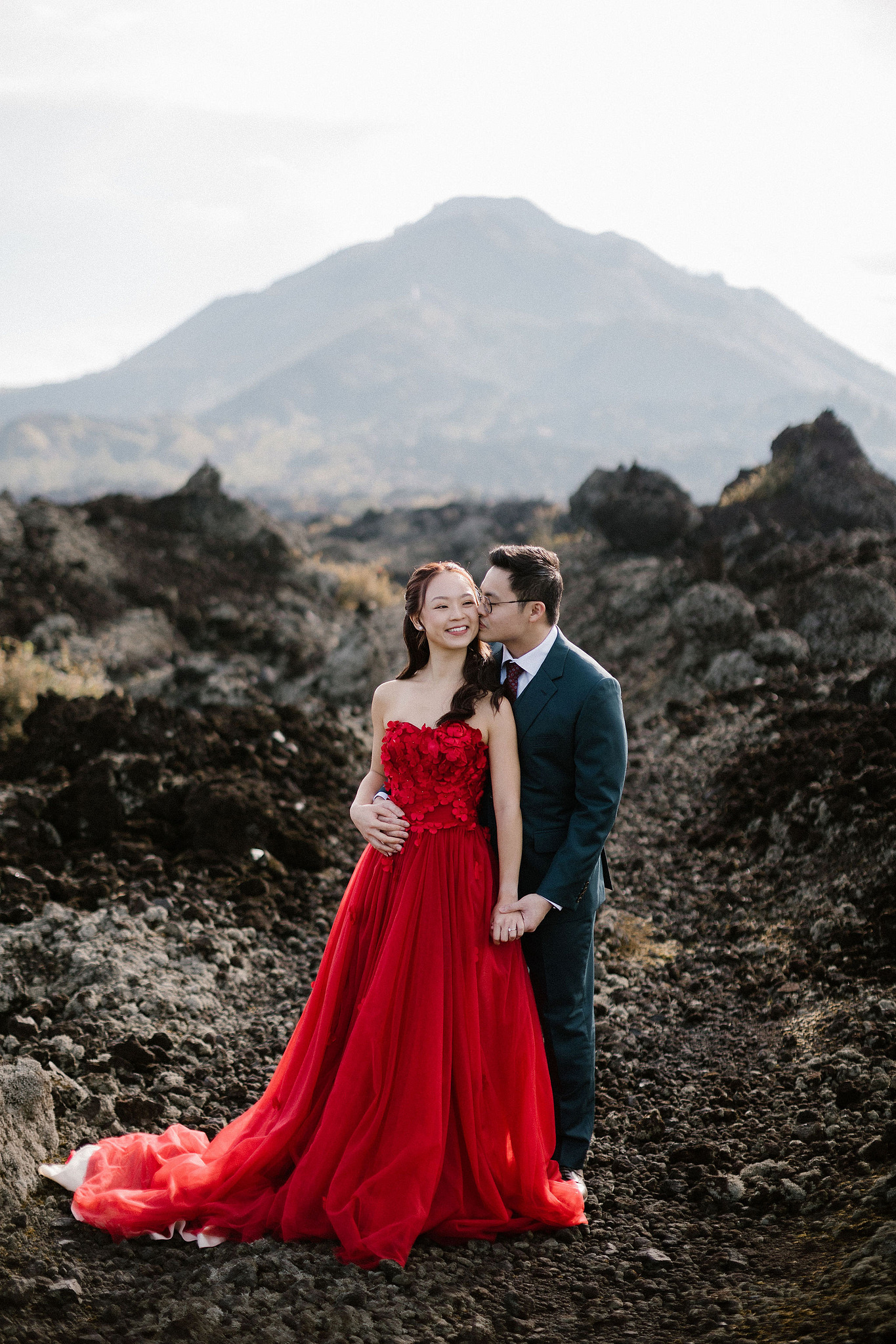 Bali Pre-Wedding Photoshoot | Pinggan Village, Lava Fields, Twin Cliff Valley & Beach at Lava Fields   pre-wedding photo