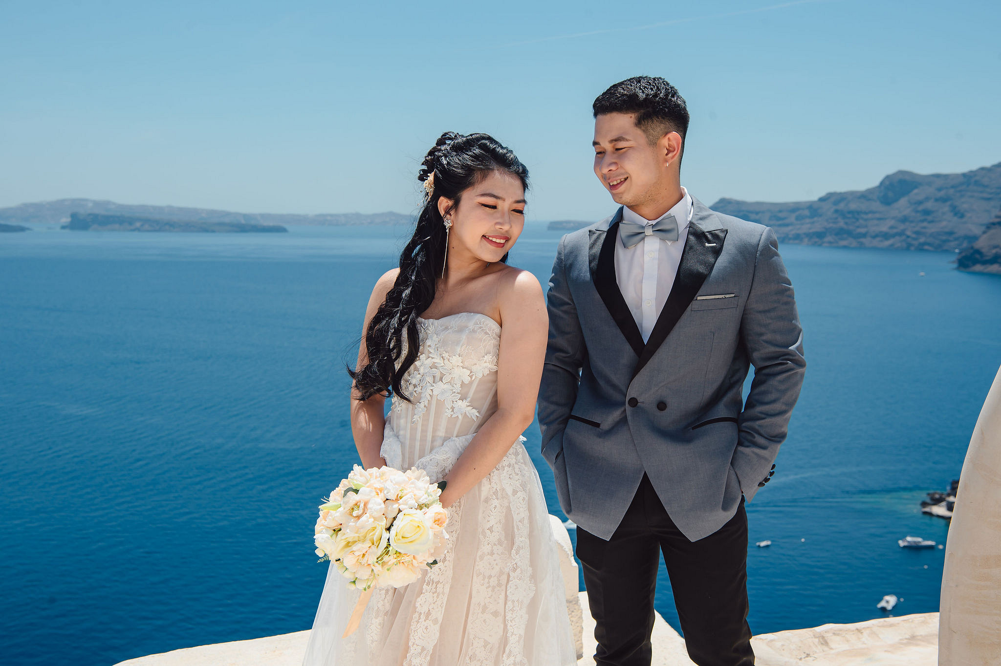 Santorini Pre-Wedding Photoshoot | Imerovigli, Firostefani & Finikia at Firostefani pre-wedding photo