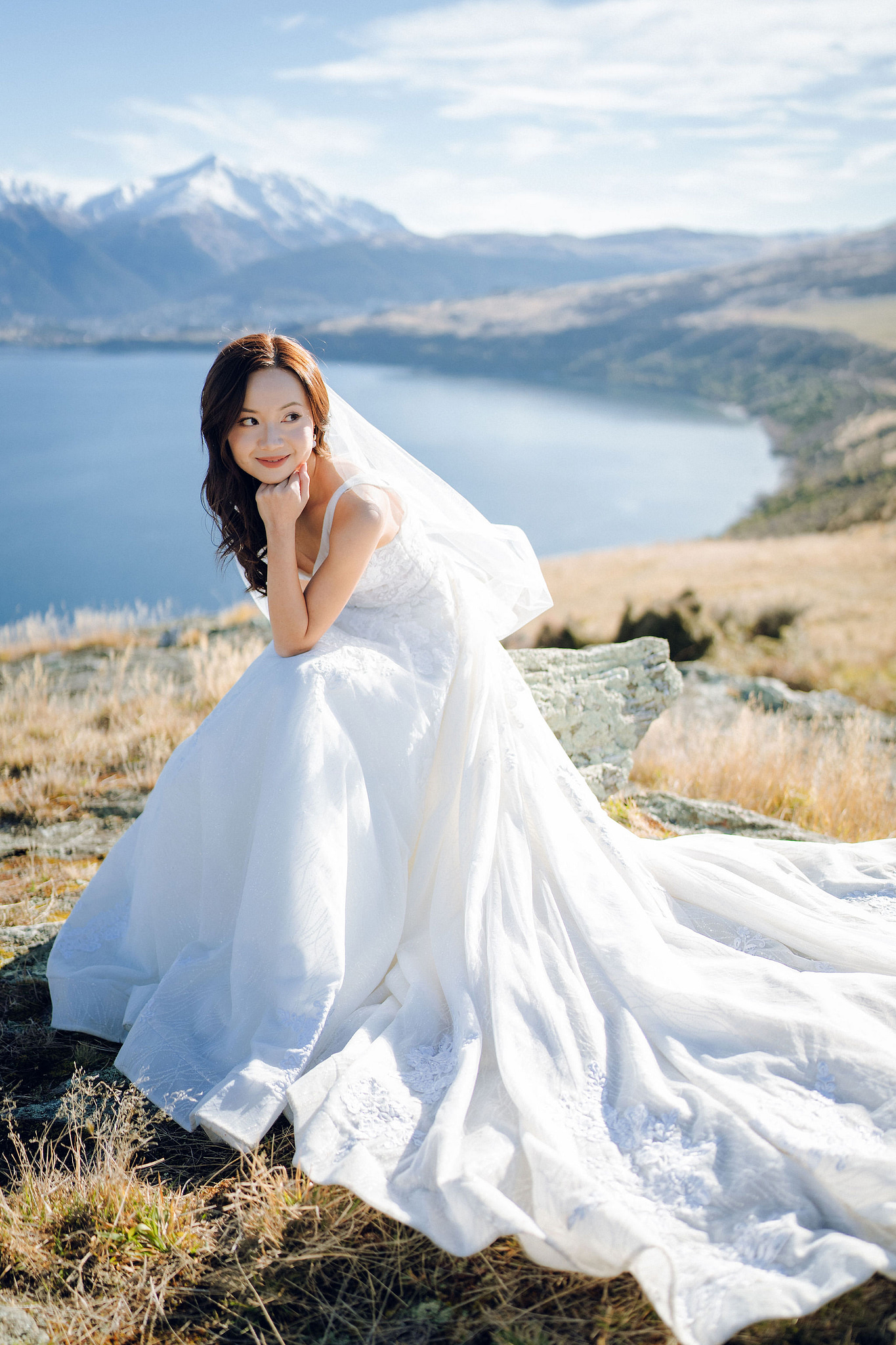 New Zealand Pre-Wedding Photoshoot with Lake Wakatipu, Skippers Canyon, Lake Tekapo, Mount Cook, and Omarama Clay Cliffs at Lake Wakatipu pre-wedding photo