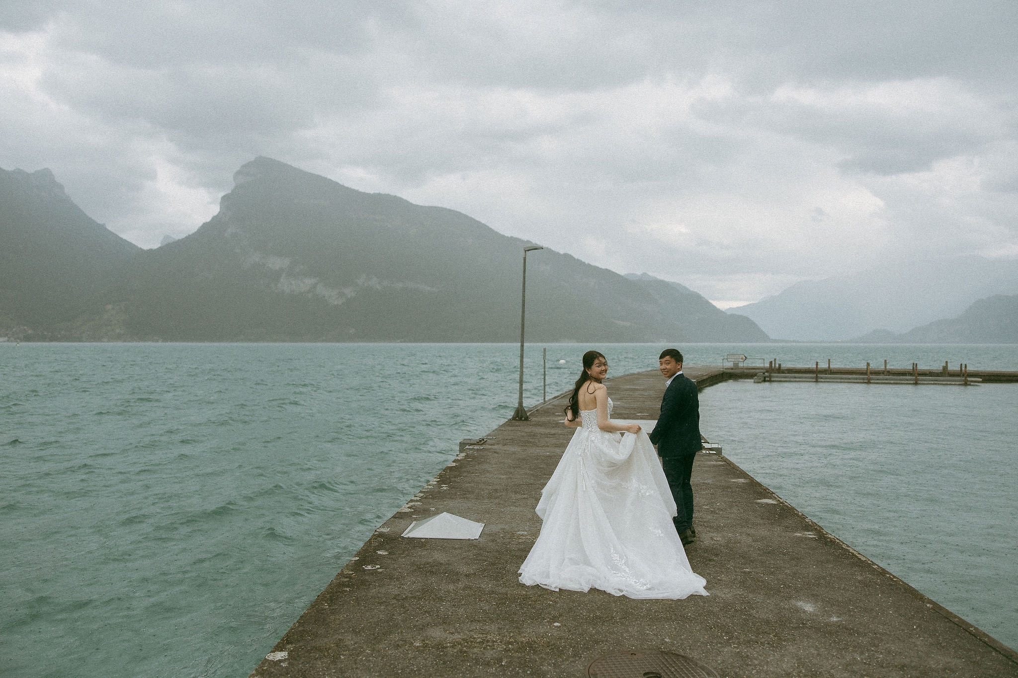 Switzerland Pre-Wedding Photoshoot | Spiez at Spiez pre-wedding photo