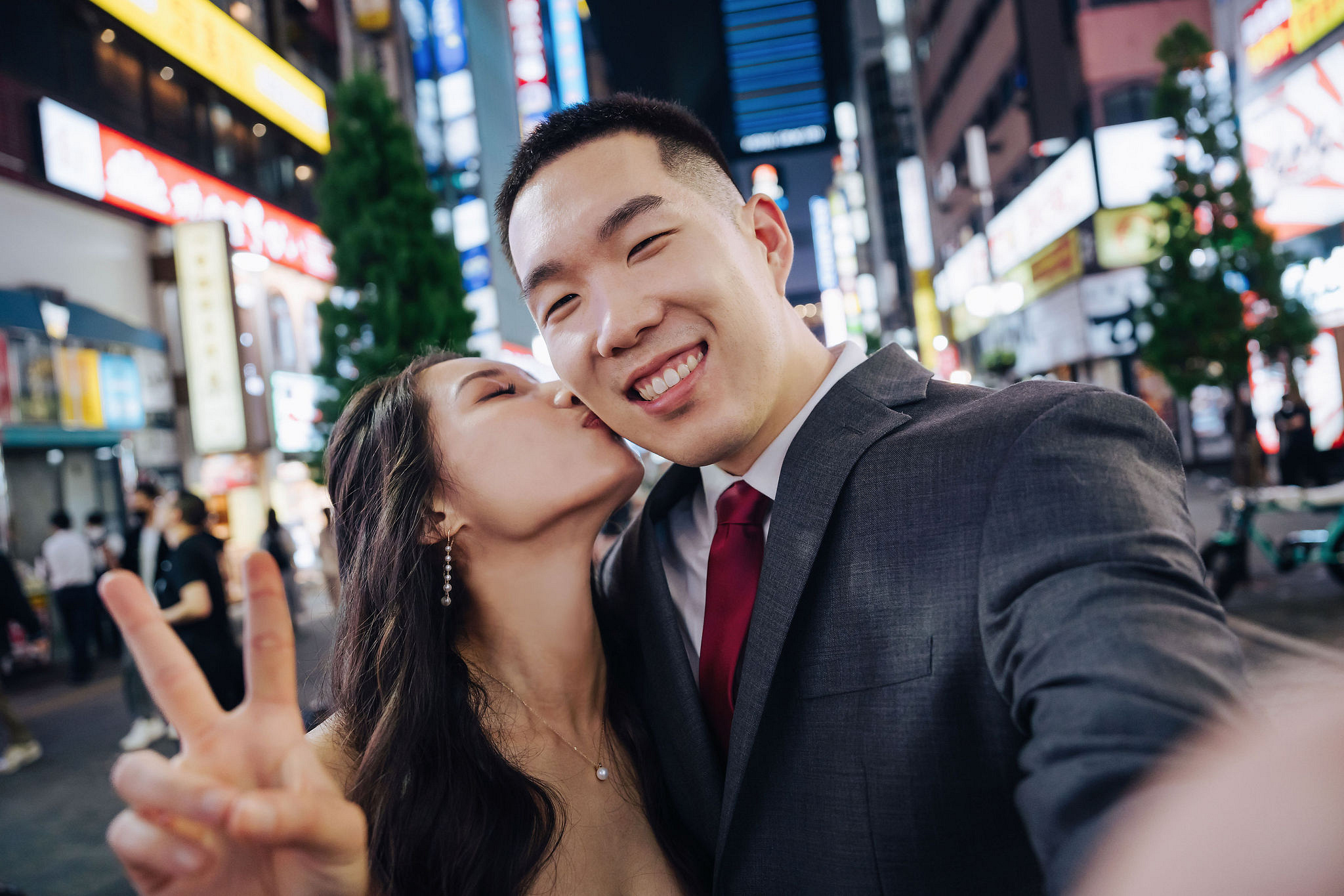 Tokyo Pre-Wedding Photoshoot | Tokyo Shrine, Tokyo Riverfront & Shinjuku at Shinjuku pre-wedding photo