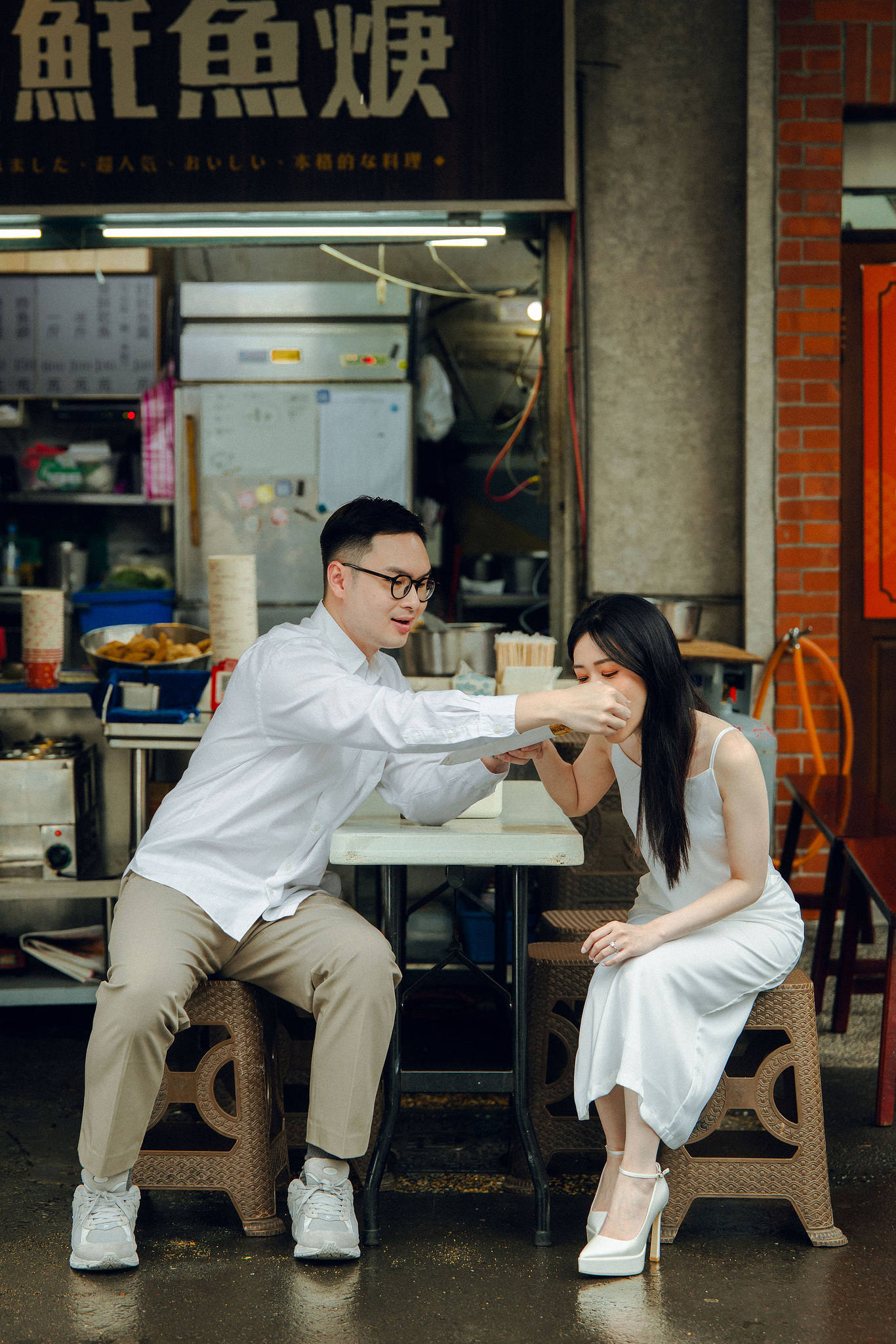 Taiwan Pre-Wedding Photoshoot | Dadaocheng, Shifen & Jiufen at Da Dao Cheng pre-wedding photo