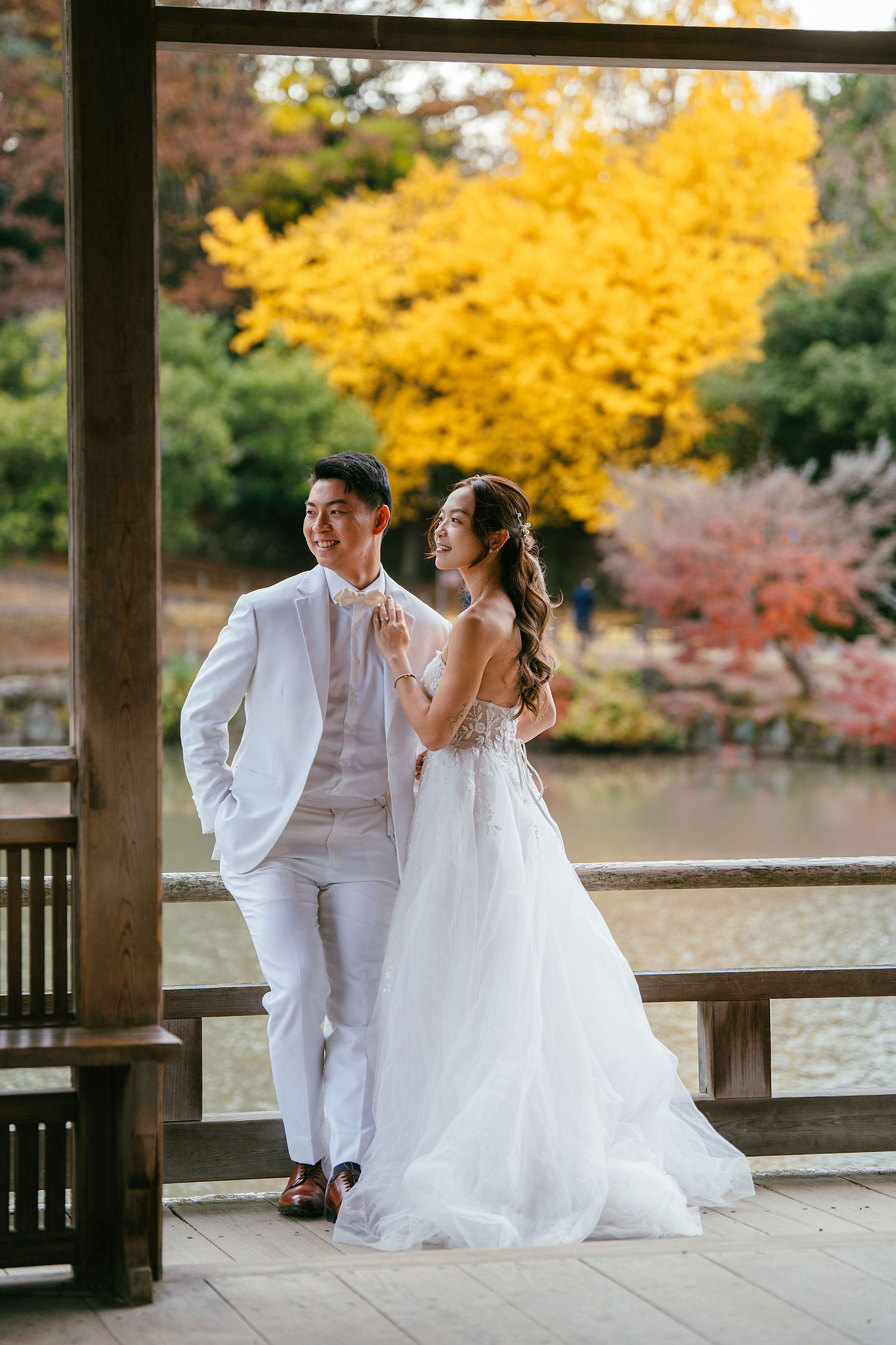 Kyoto Pre-Wedding Photoshoot | Ninenzaka, Nara Deer Park & Mt. Wakakusa at Nara Deer Park pre-wedding photo