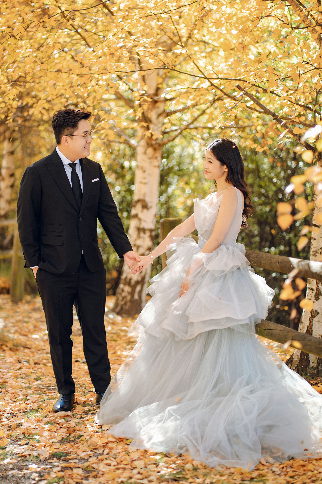 New Zealand Pre-Wedding Photoshoot | Arrowtown, Isobel Glacier, Alpaca Farm, Lake Tekapo & Mount Cook National Park at Arrowtown pre-wedding photo