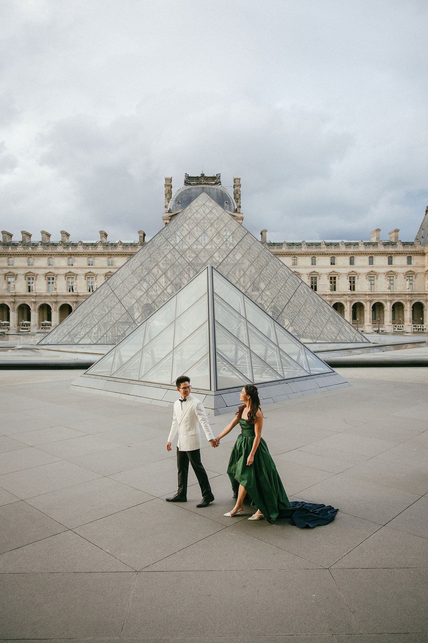 Paris Pre-Wedding Photoshoot | Place du Trocadéro, Luxembourg Gardens, Parisian Café, Louvre & Bir-Hakeim Bridge at Louvre pre-wedding photo