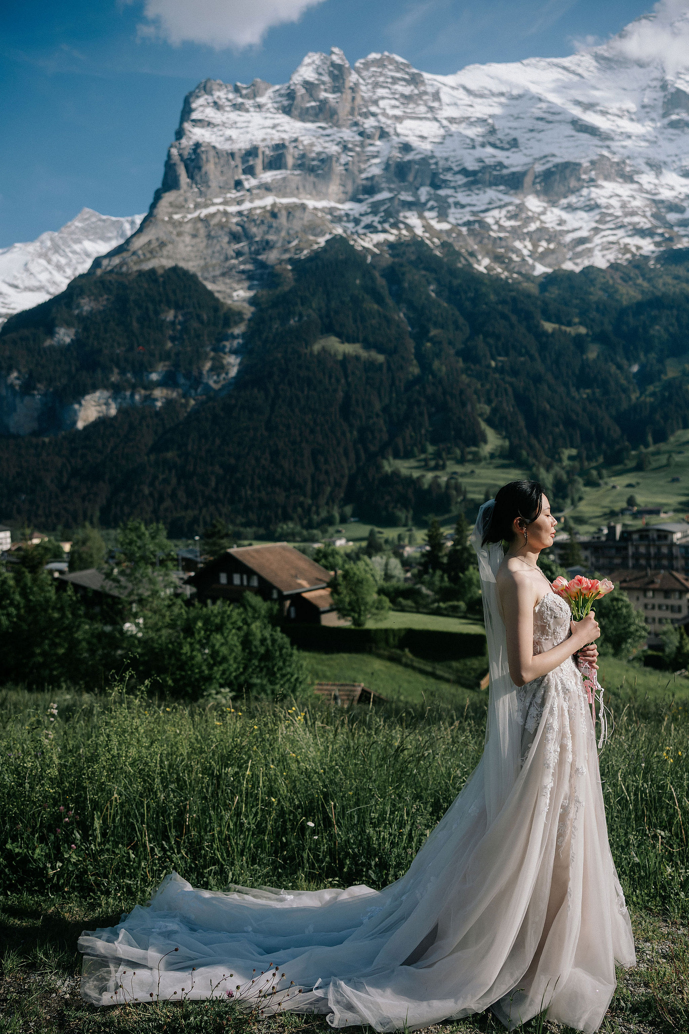Switzerland Pre-Wedding Photoshoot | Grindelwald First & Grindelwald Village & Lake Brienz at Grindelwald Village pre-wedding photo