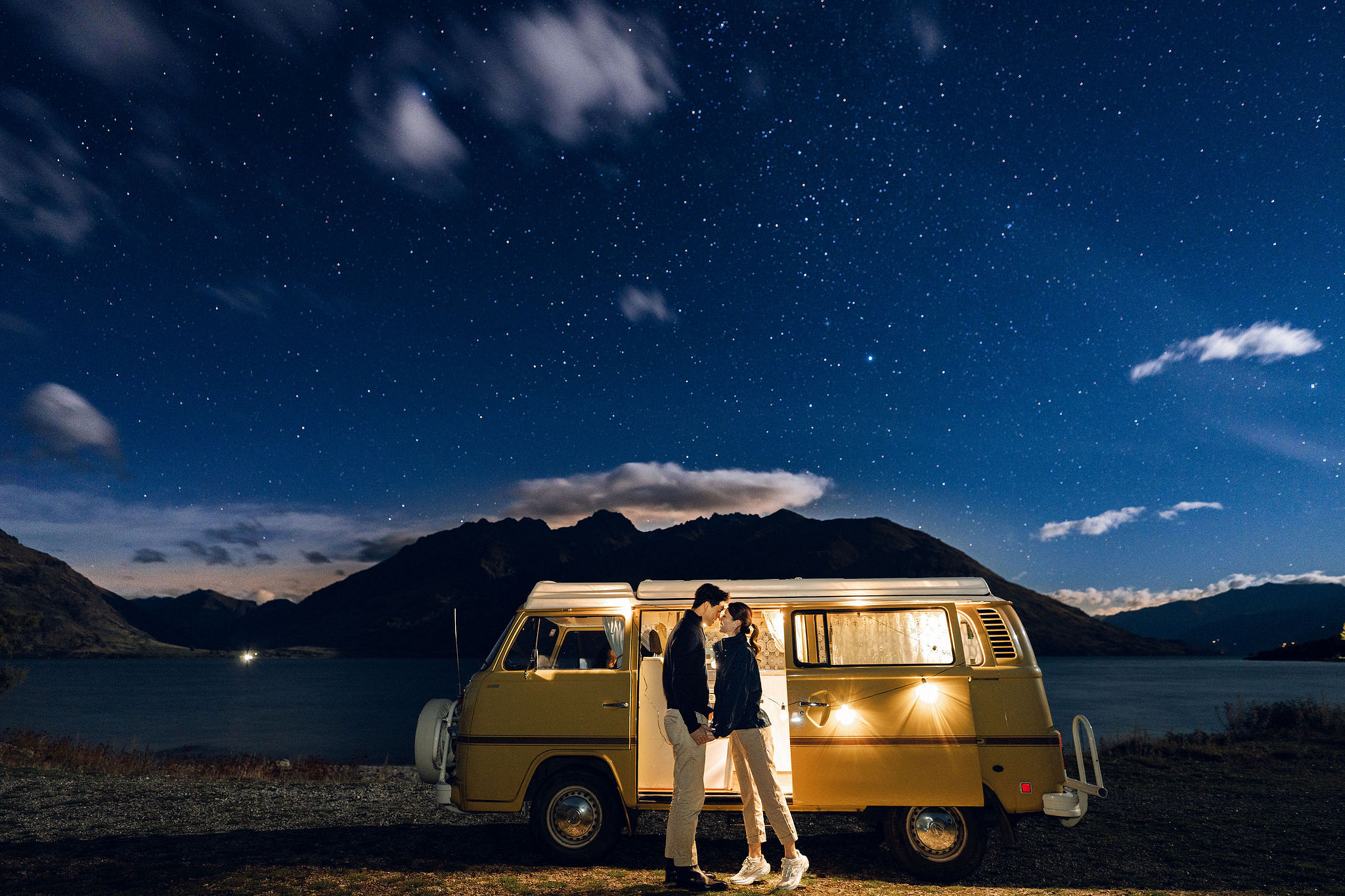 New Zealand Autumn Pre-Wedding Photoshoot Twin Peak Skippers Canyon Alpaca Farm Hilltop Cardrona Night Shoot Kombi Van at Night Shoot pre-wedding photo