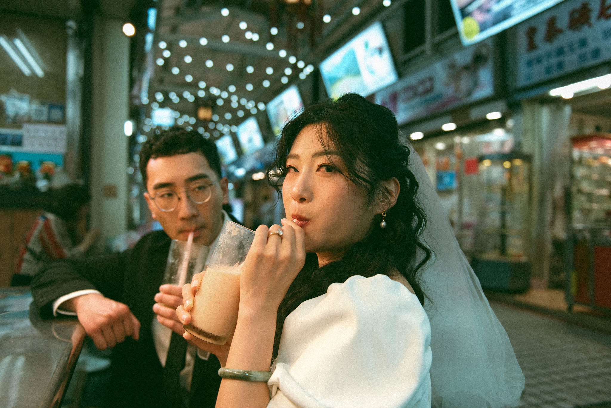 Taiwan Pre-Wedding Photoshoot | Cafe Chamber, Yangmingshan & Huaxi Street Night Market at Huaxi Street Night Market pre-wedding photo