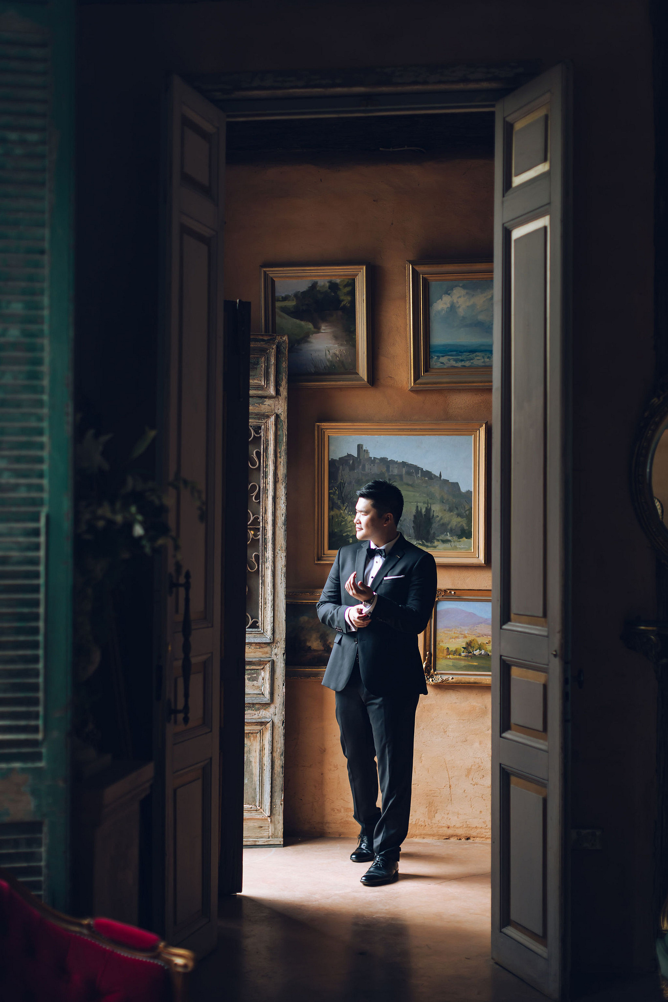 Melbourne Pre-Wedding Photoshoot | Mont Du Soleil, St Patrick Cathedral, The Parliament House & Prince Bridge at Mont Du Soleil pre-wedding photo