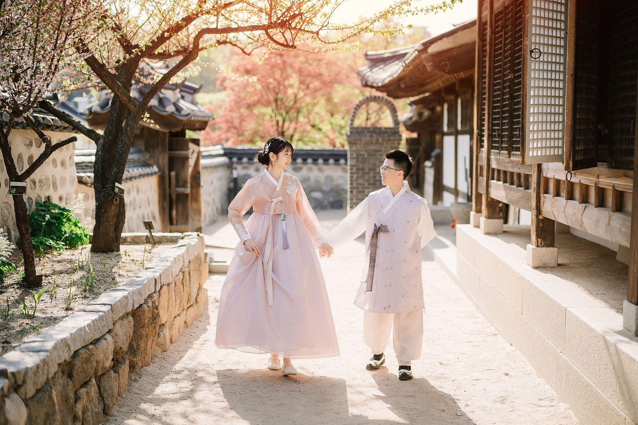 Seoul Pre-Wedding Photoshoot | Seoul Forest, Namsangol Hanok Village & Samcheong-dong at Namsangol Hanok Village pre-wedding photo