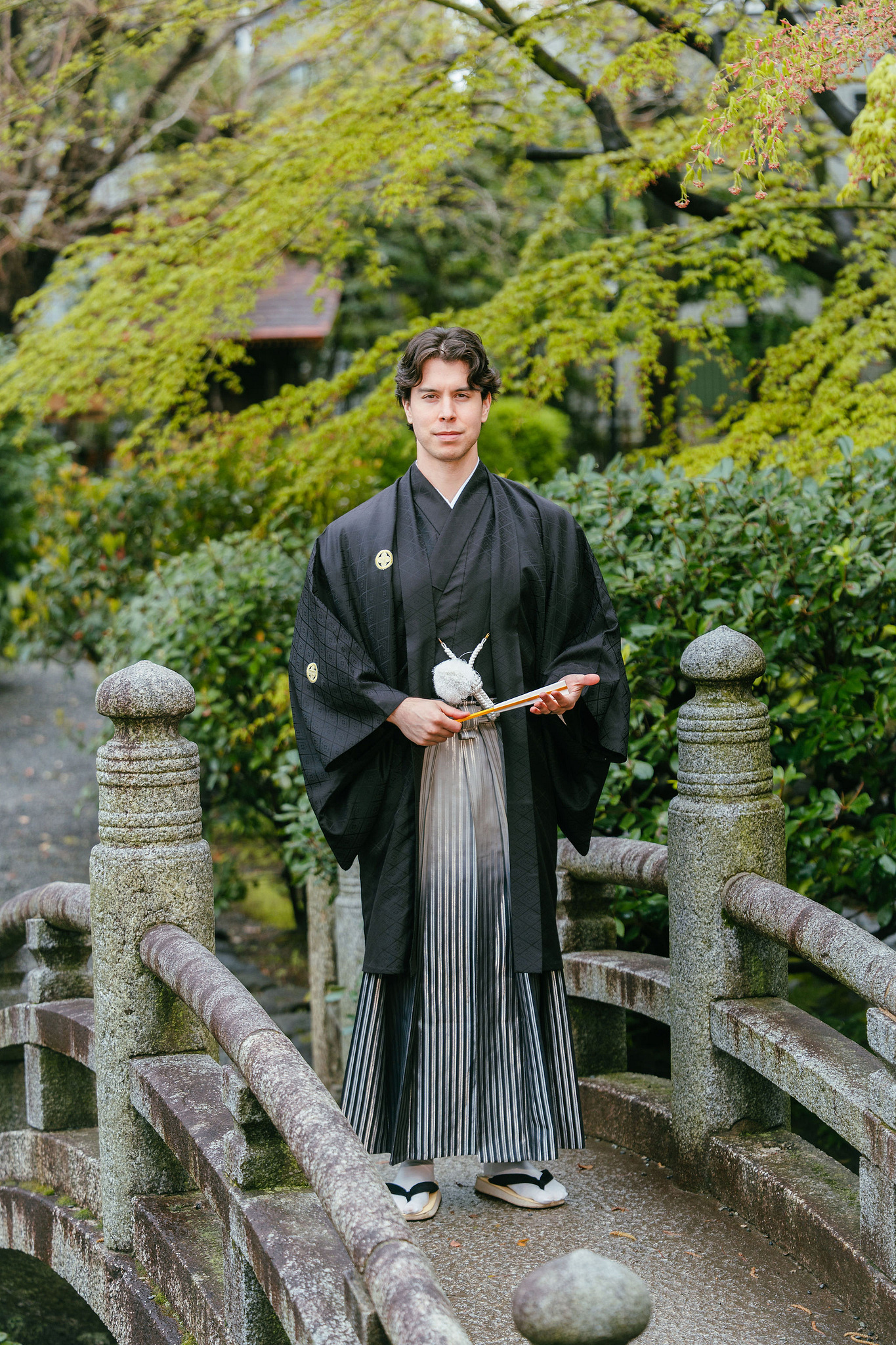 Tokyo & Mt. Fuji Pre-Wedding Photoshoot | Tokyo Garden Shrine, Lake Kawaguchiko & Shinjuku Street at Tokyo Garden Shrine pre-wedding photo