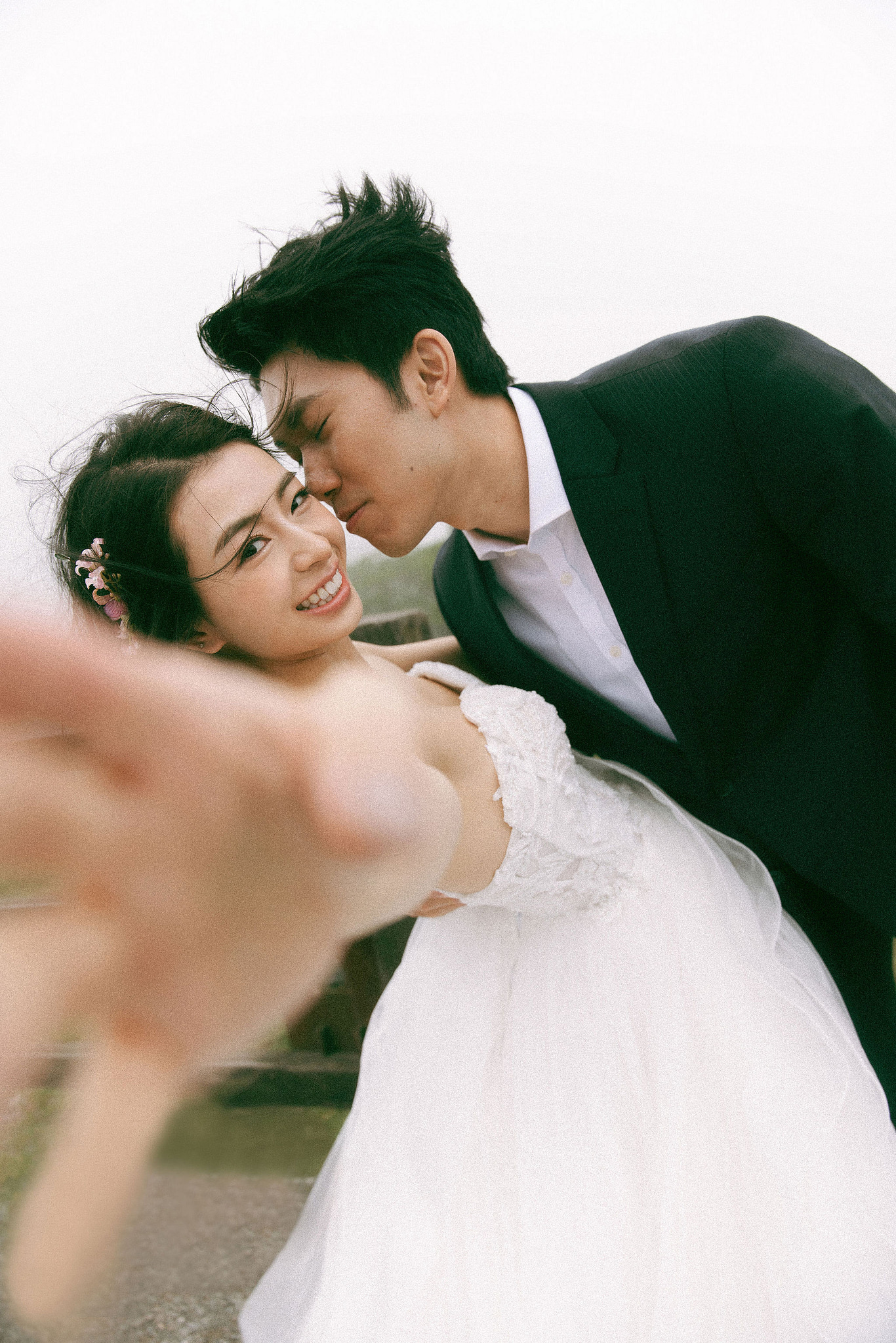 Taiwan Pre-Wedding Photoshoot Traditional Garden Qi Pao Experience Yangmingshan Vintage Night Market Shoot at Yang Ming Shan pre-wedding photo