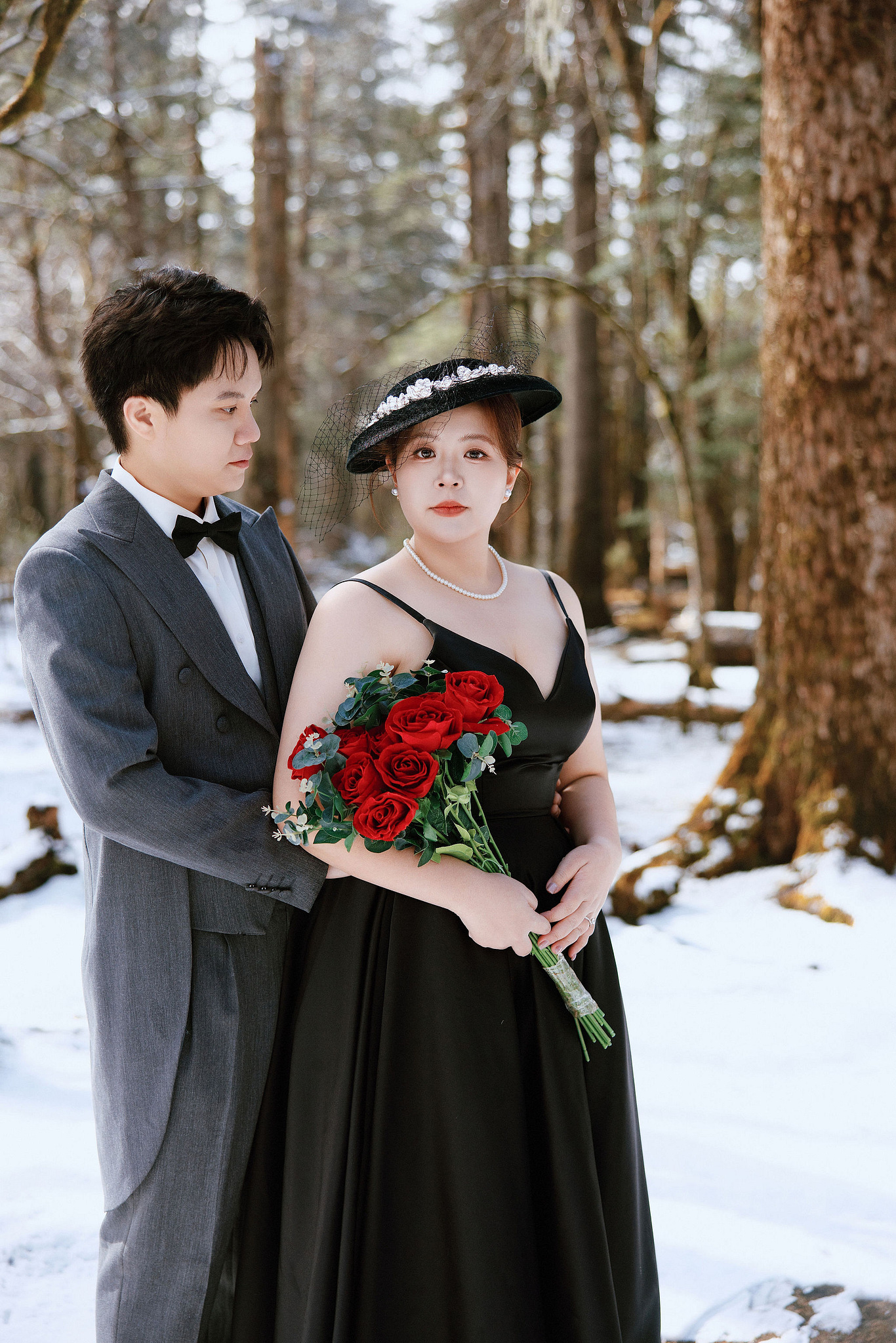 Lijiang Pre-Wedding Photoshoot | Spruce Meadow, Blue Moon Valley & Alpine Lake at Spruce Meadow pre-wedding photo