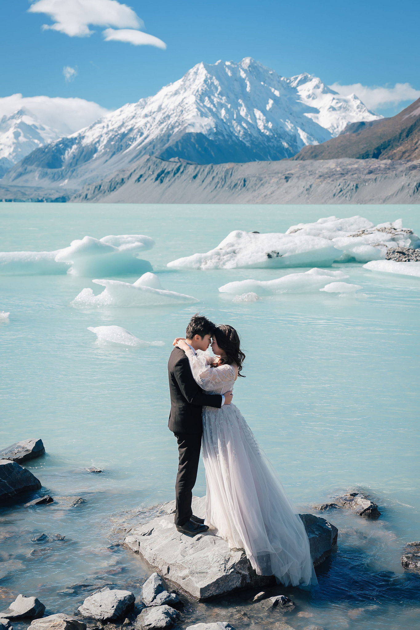 New Zealand Pre-Wedding Photoshoot | Lake Wakatipu, Alta Tarns, Coromandel Peak to Mount Cook at Glacier pre-wedding photo