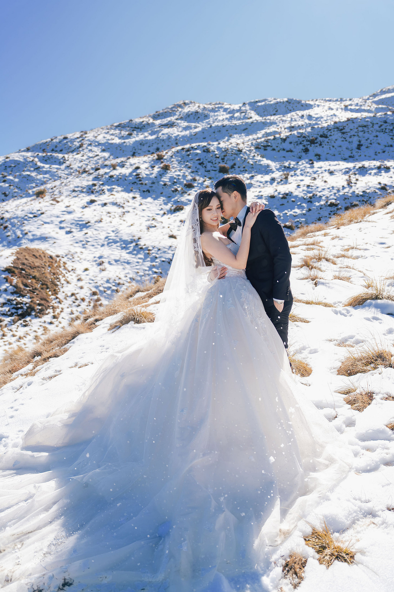 New Zealand Pre-Wedding Photoshoot | Coromandel Peak, Lake Wakatipu & Queenstown, Skippers Canyon, Lake Tekapo, Mount Cook National Park & Glacier at Skippers Canyon pre-wedding photo