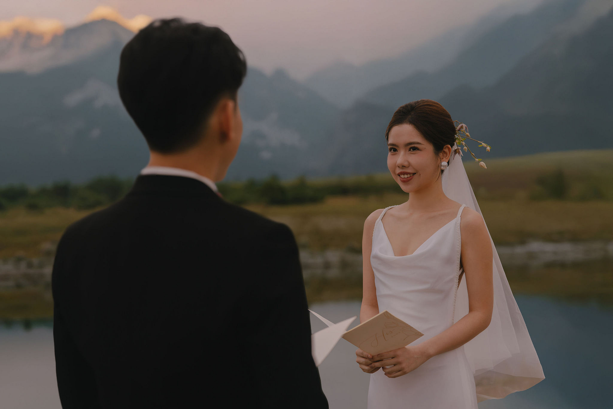 Yunnan Pre-Wedding Photoshoot Lijiang Dragon Jade Mountain Tribal Experience Ancient Town Hanfu at Jade Dragon Snow Mountain pre-wedding photo