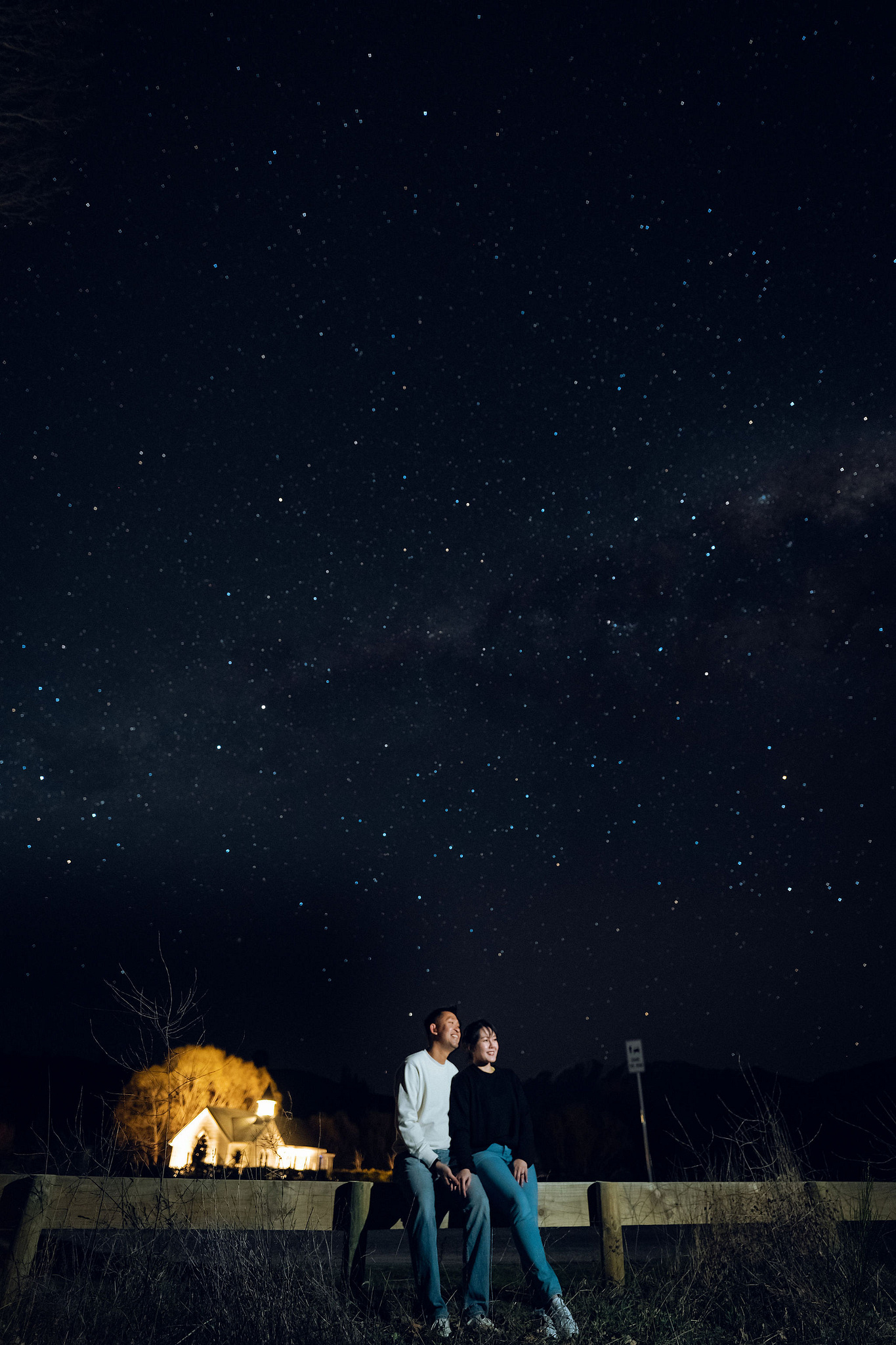 New Zealand Pre-Wedding Photoshoot | Lake Tekapo, Mount Cook, Tasman Glacier & Lake Wakatipu at Starry Skies pre-wedding photo