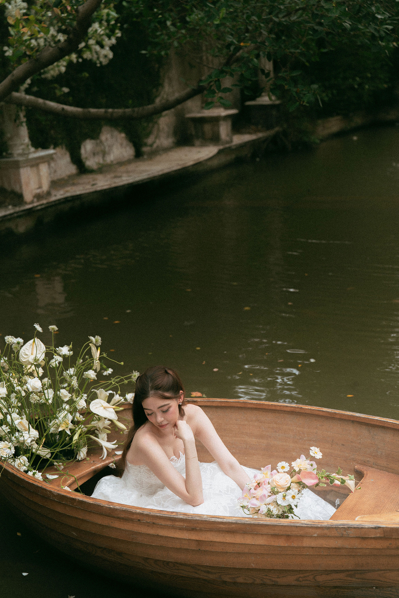 Ho Chi Minh Vietnam Pre-Wedding Photoshoot | European Film Studio, Market Streets & Saigon Bridge at Jardin de Rom pre-wedding photo