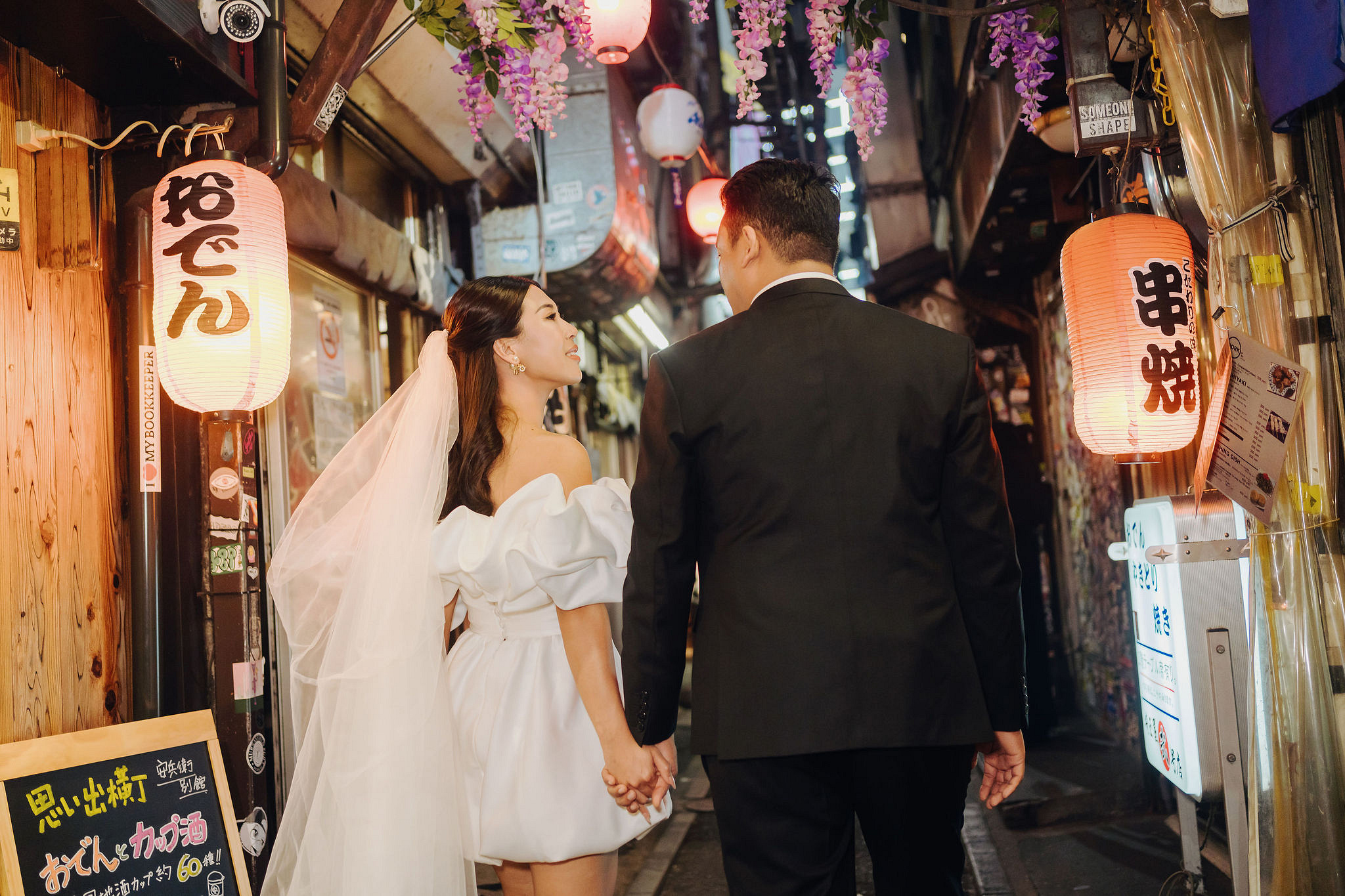 Mt. Fuji & Tokyo Pre-Wedding Photoshoot | Chureito Pagoda, Lake Kawaguchiko & Shinjuku at Shinjuku pre-wedding photo
