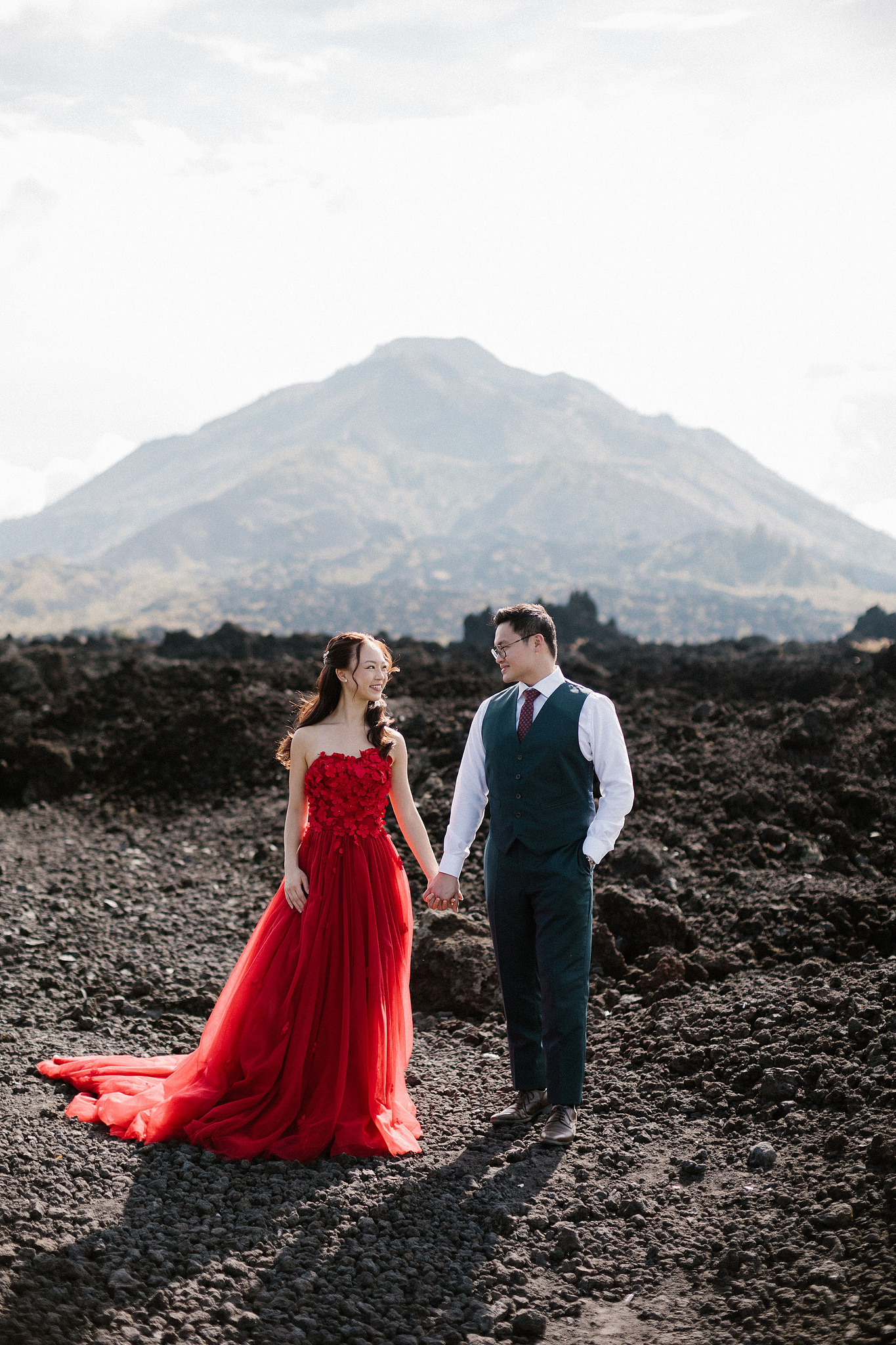 Bali Pre-Wedding Photoshoot | Pinggan Village, Lava Fields, Twin Cliff Valley & Beach at Lava Fields   pre-wedding photo