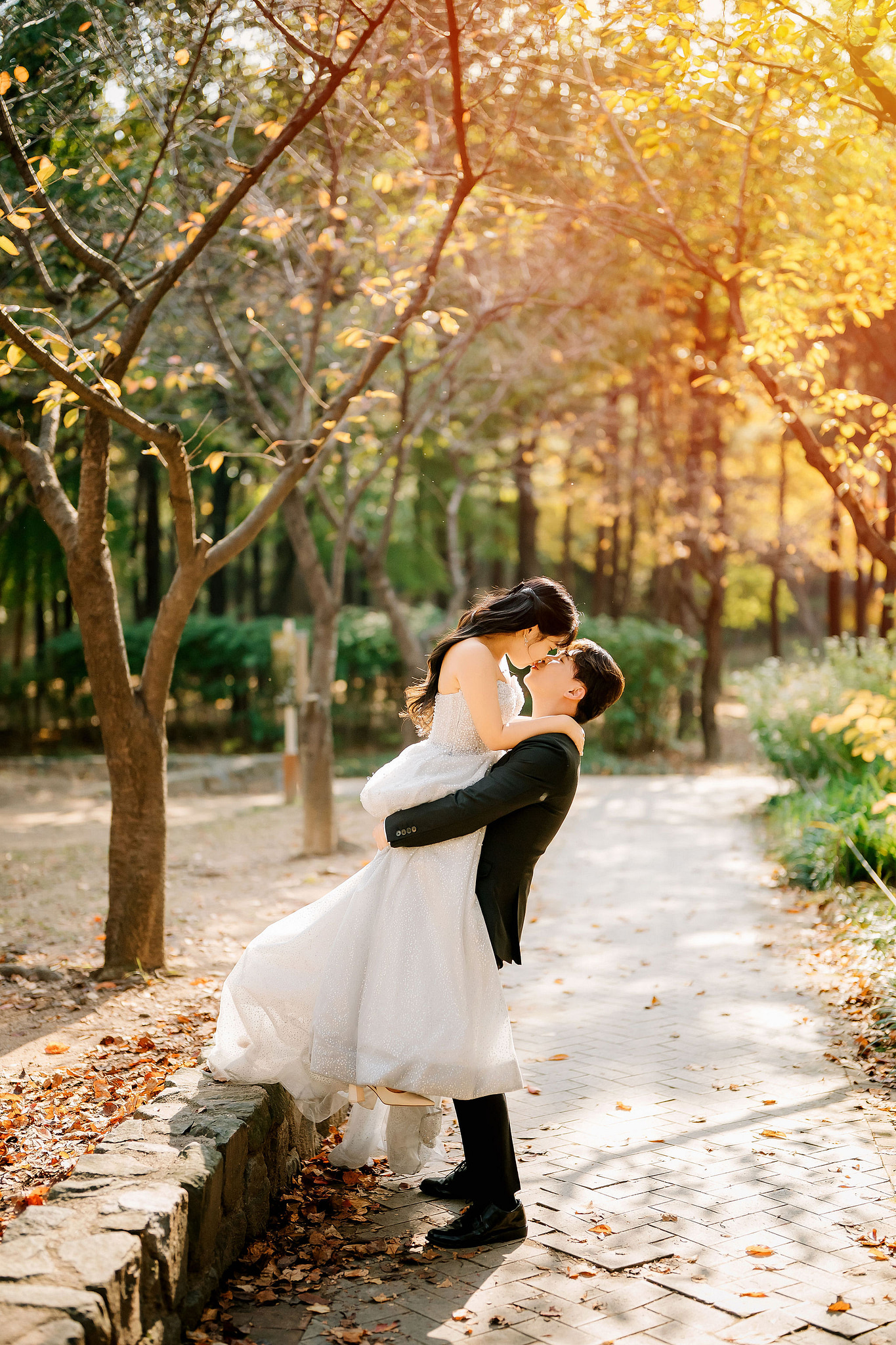Seoul Pre-Wedding Photoshoot | Muhly Park, Seoul Forest & Cafe Street` at Seoul Forest pre-wedding photo