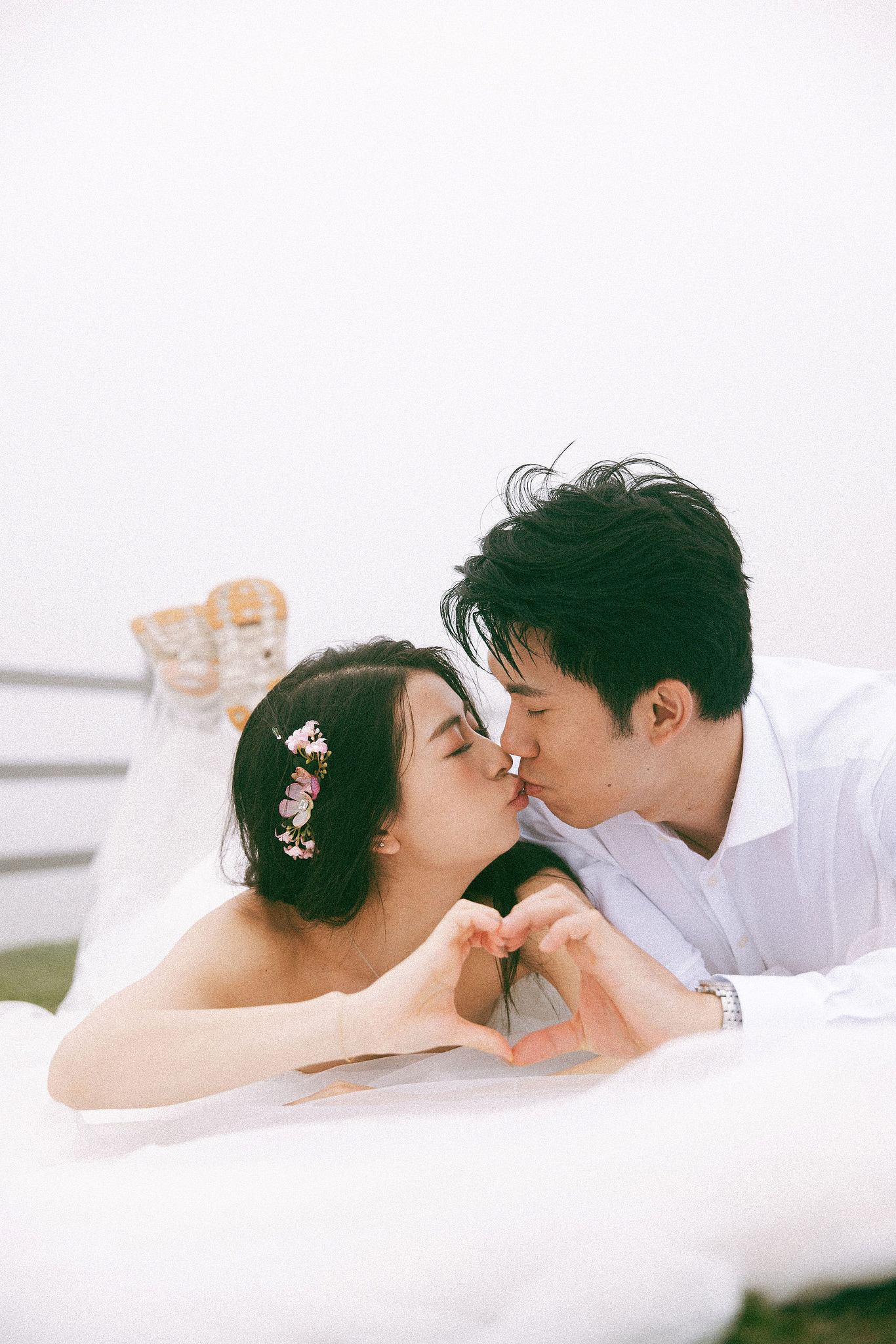 Taiwan Pre-Wedding Photoshoot Traditional Garden Qi Pao Experience Yangmingshan Vintage Night Market Shoot at Yang Ming Shan pre-wedding photo