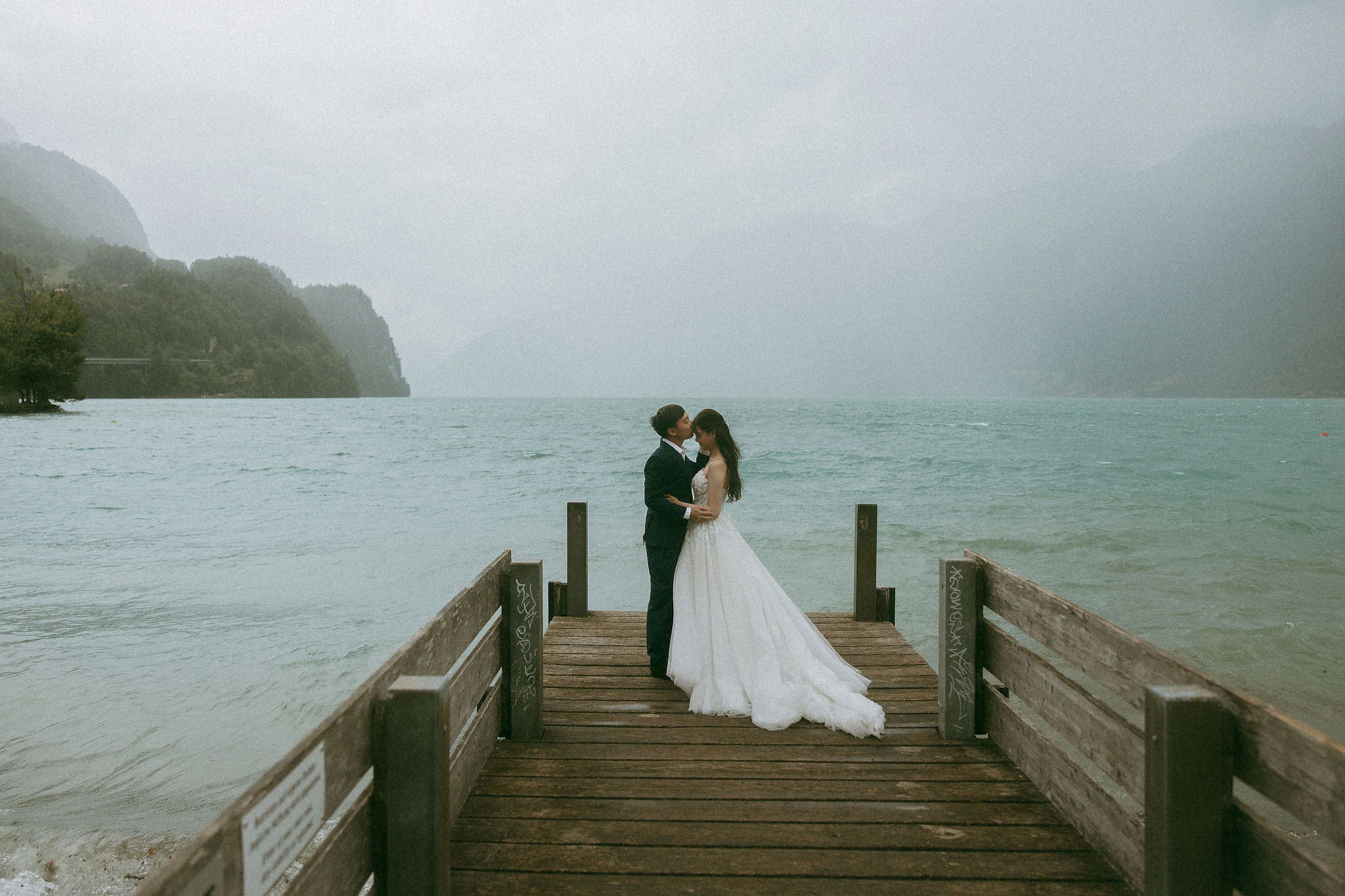 Switzerland Pre-Wedding Photoshoot | Spiez at Spiez pre-wedding photo