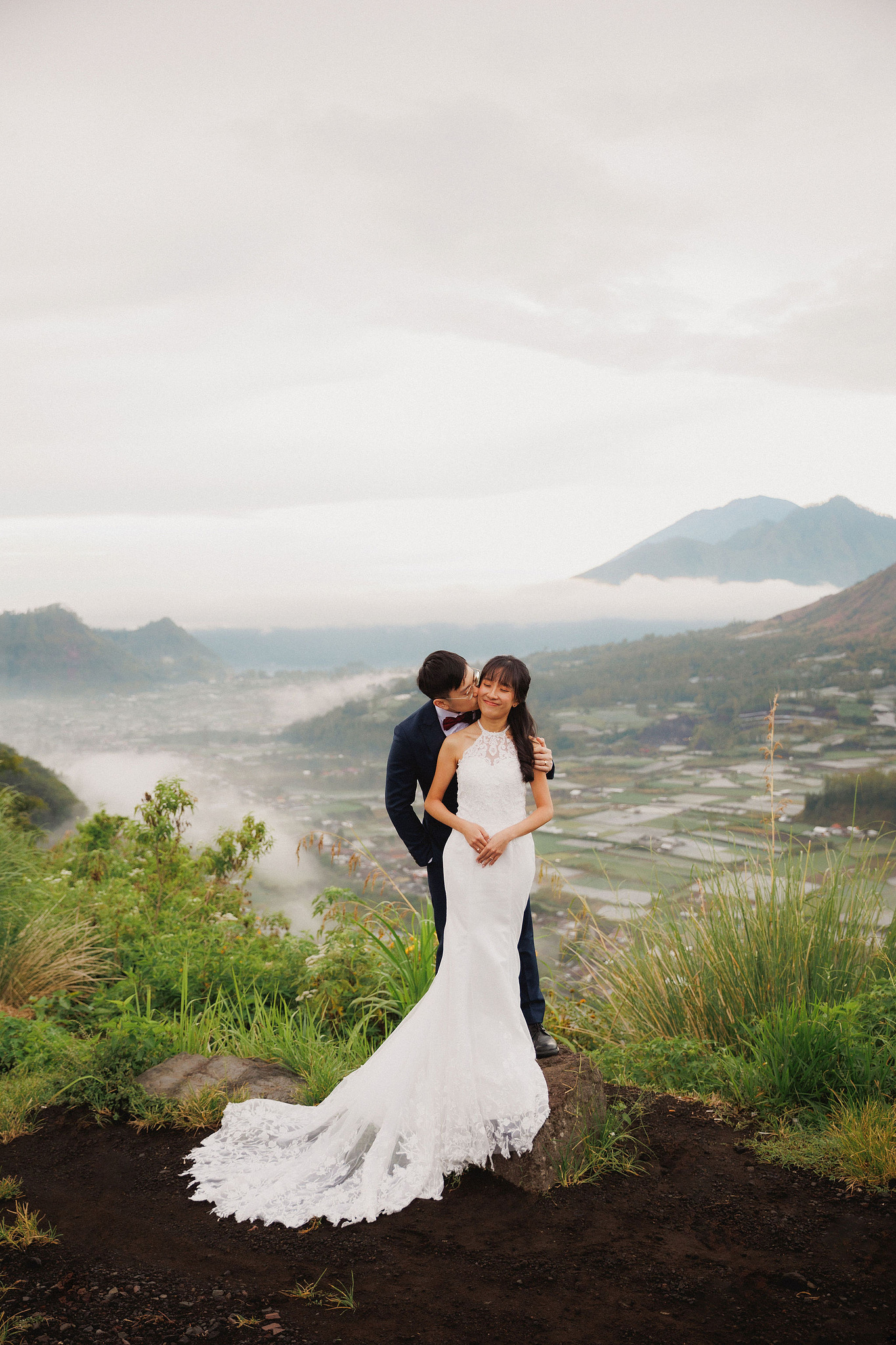 Bali Pre-Wedding Photoshoot | Pinggan Village, Sawangan Beach, Twin Cliff Valley & Malini Uluwatu at Pinggan Village   pre-wedding photo