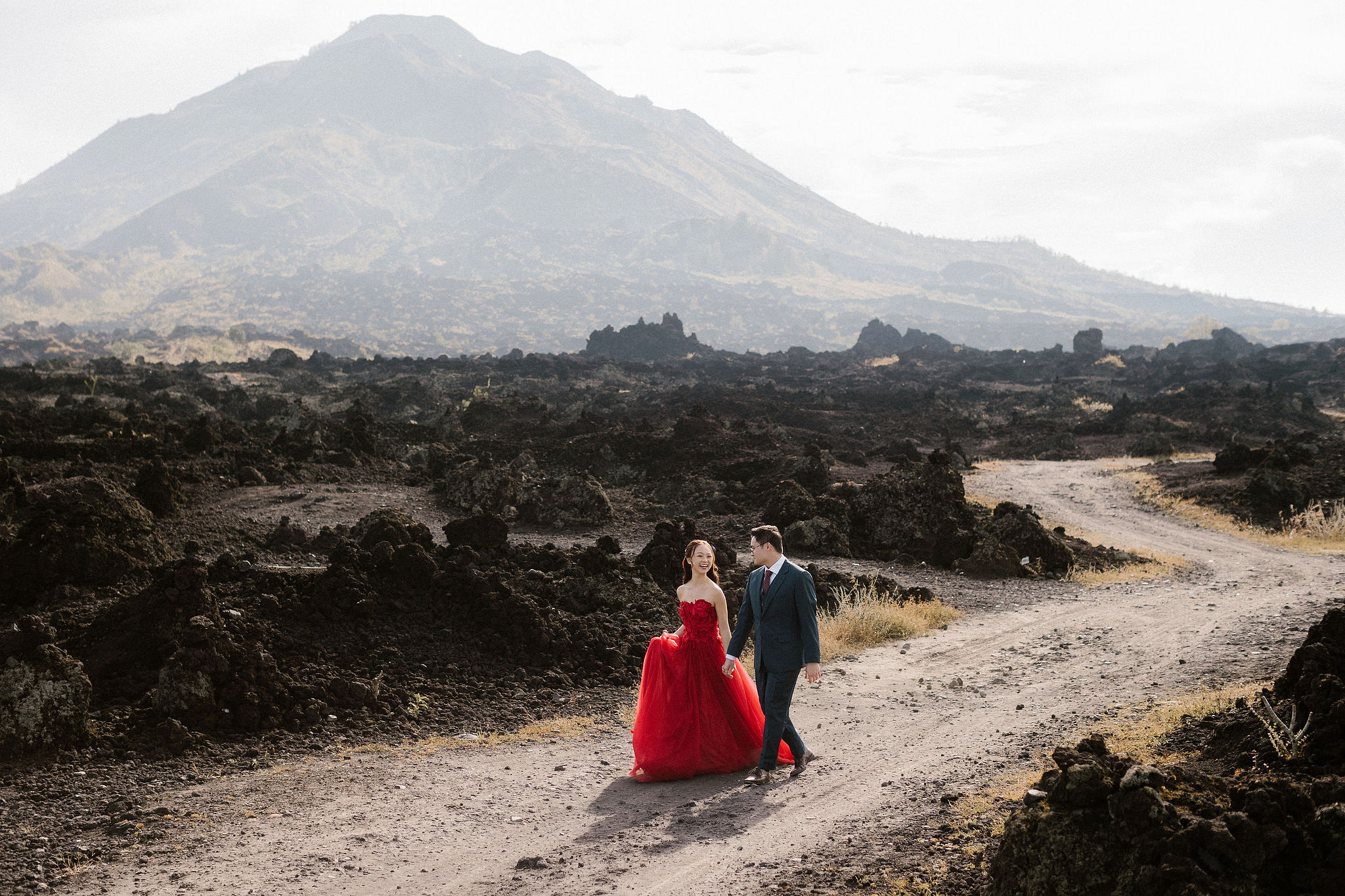 Bali Pre-Wedding Photoshoot | Pinggan Village, Lava Fields, Twin Cliff Valley & Beach at Lava Fields   pre-wedding photo