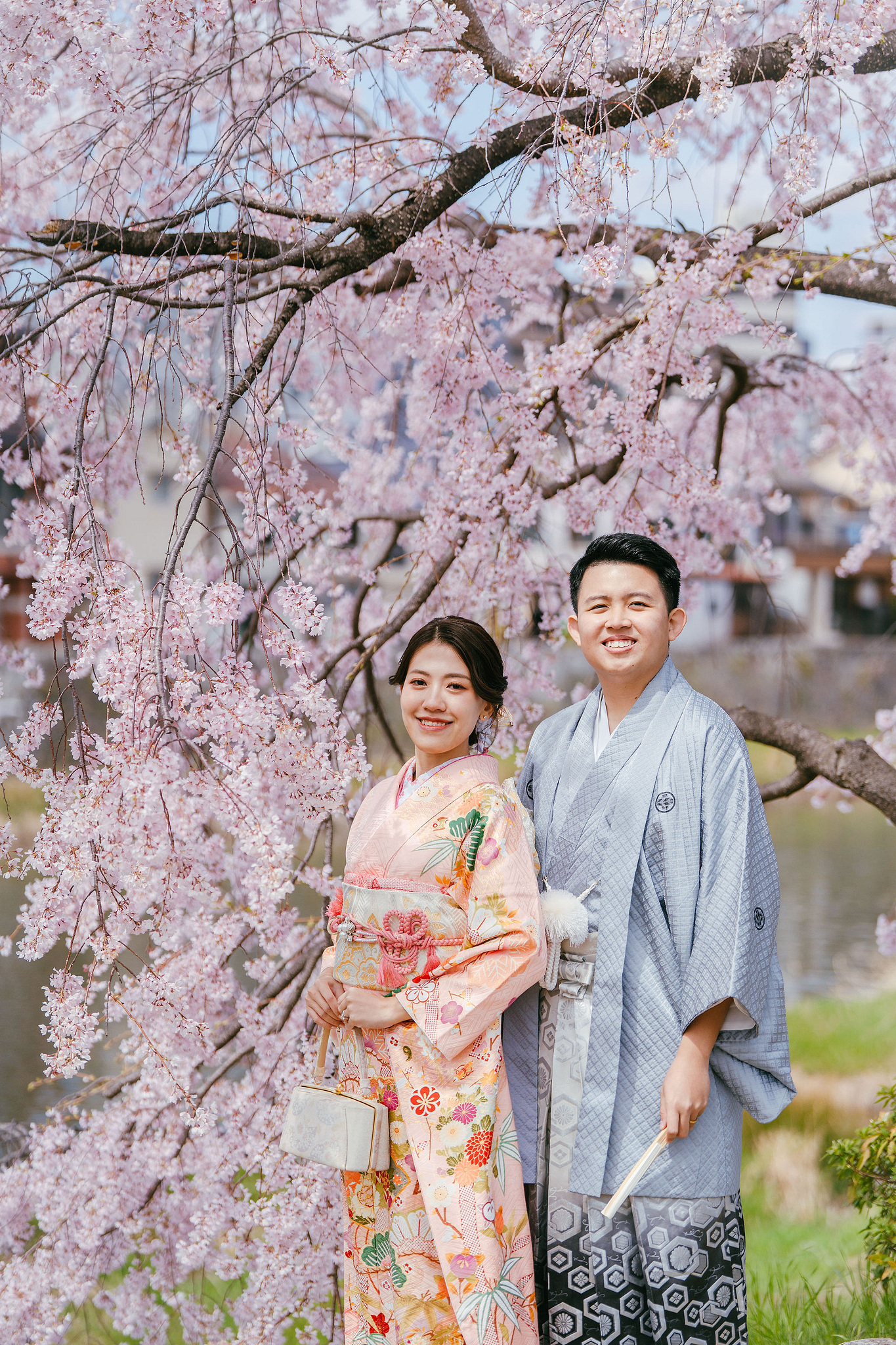 Kyoto Pre-Wedding Photoshoot | Nara Park, Gion & Mount Wakakusa at Gion pre-wedding photo