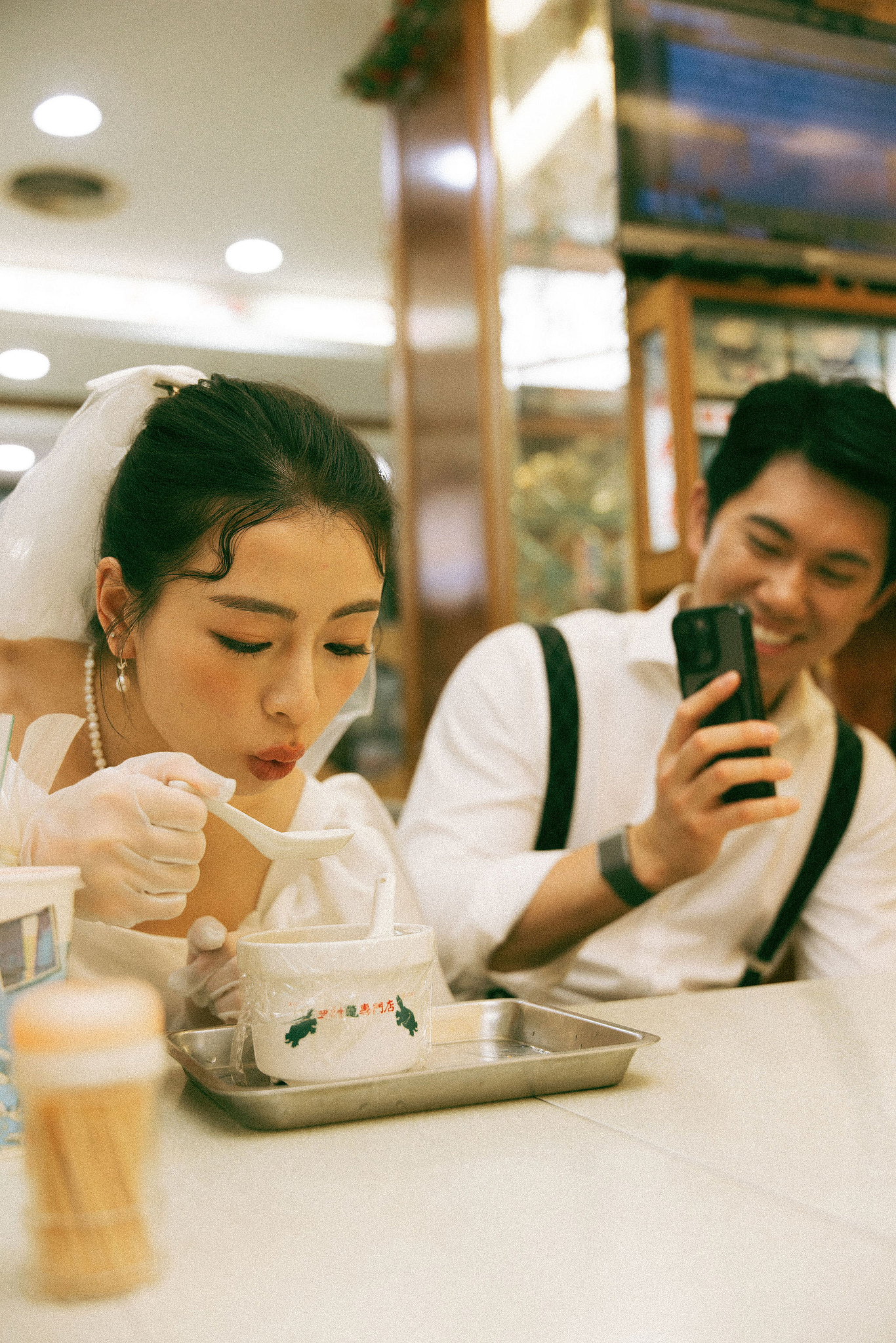 Taiwan Pre-Wedding Photoshoot Traditional Garden Qi Pao Experience Yangmingshan Vintage Night Market Shoot at Night Market pre-wedding photo