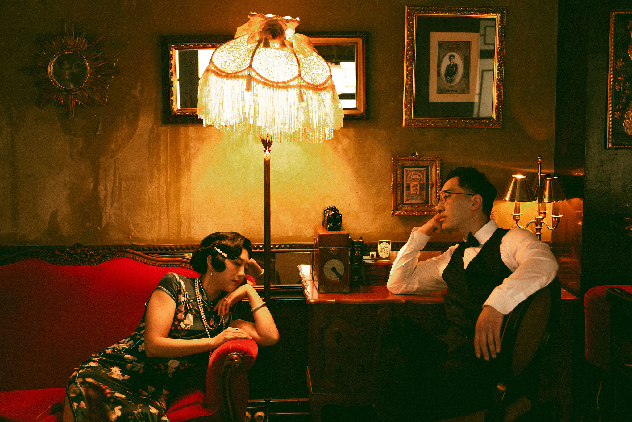 Taiwan Pre-Wedding Photoshoot | Cafe Chamber, Yangmingshan & Huaxi Street Night Market at Cafe Chamber pre-wedding photo