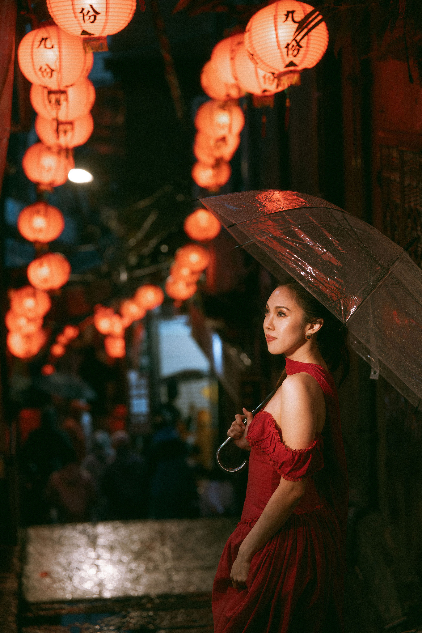 Taiwan Pre-Wedding Photoshoot | Bopiliao Historical Block, Nanya Rocks, Jinguashi & Jiufen at Jiufen pre-wedding photo