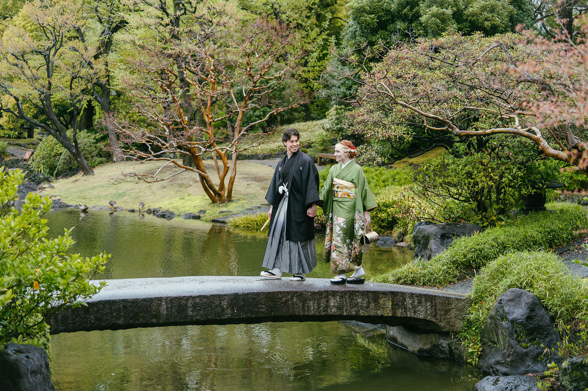 Tokyo & Mt. Fuji Pre-Wedding Photoshoot | Tokyo Garden Shrine, Lake Kawaguchiko & Shinjuku Street at Tokyo Garden Shrine pre-wedding photo
