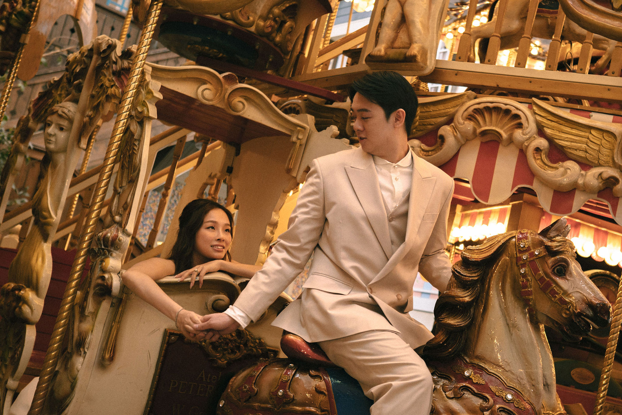 Hokkaido Pre-Wedding Photoshoot | Birch Forest, Rusutsu Resort & Hirafu Village at Rusutsu Resort pre-wedding photo