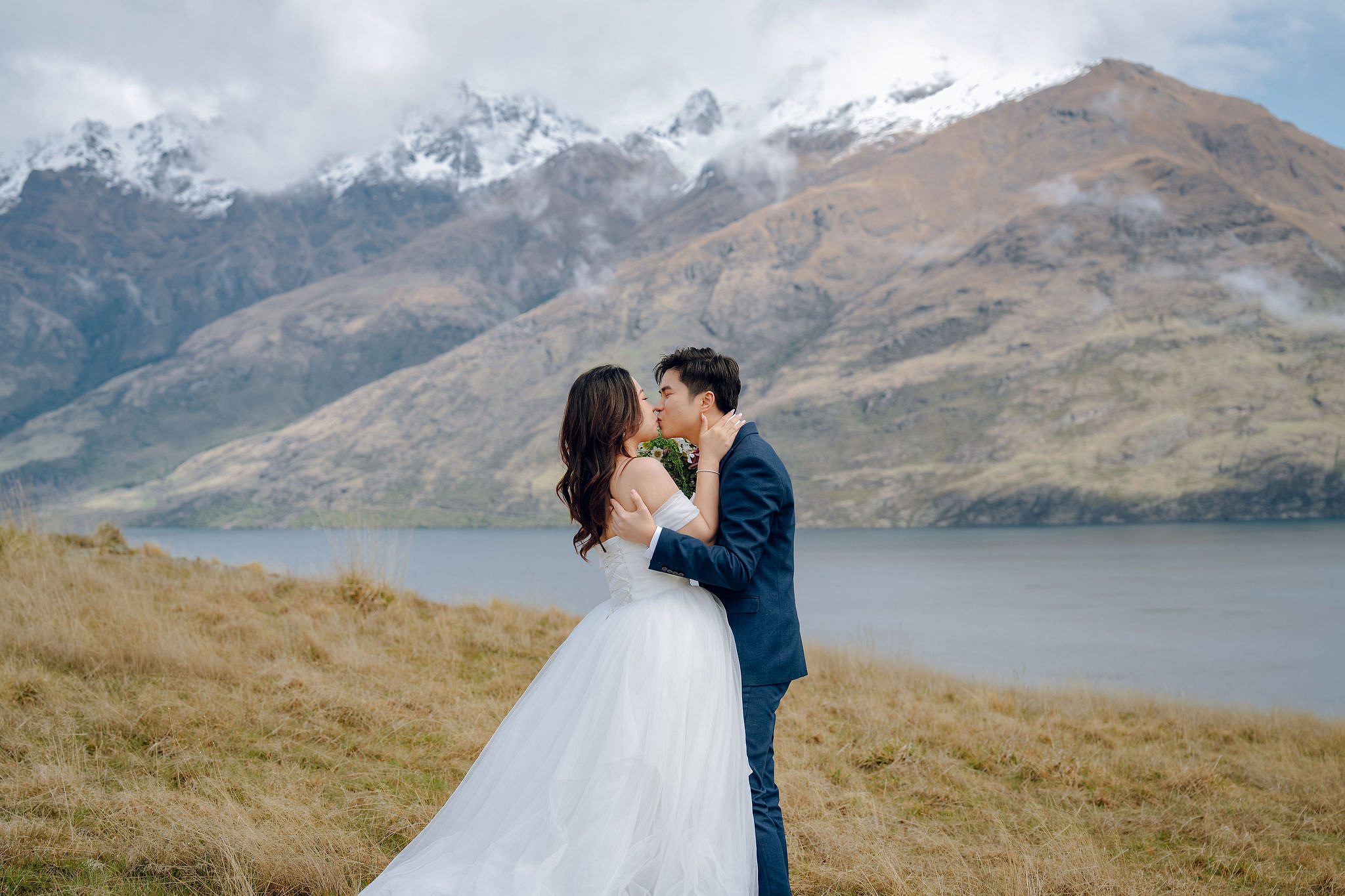 New Zealand Pre-Wedding Photoshoot | Lake Wakatipu, Alta Tarns, Coromandel Peak to Mount Cook at Lake Wakatipu pre-wedding photo