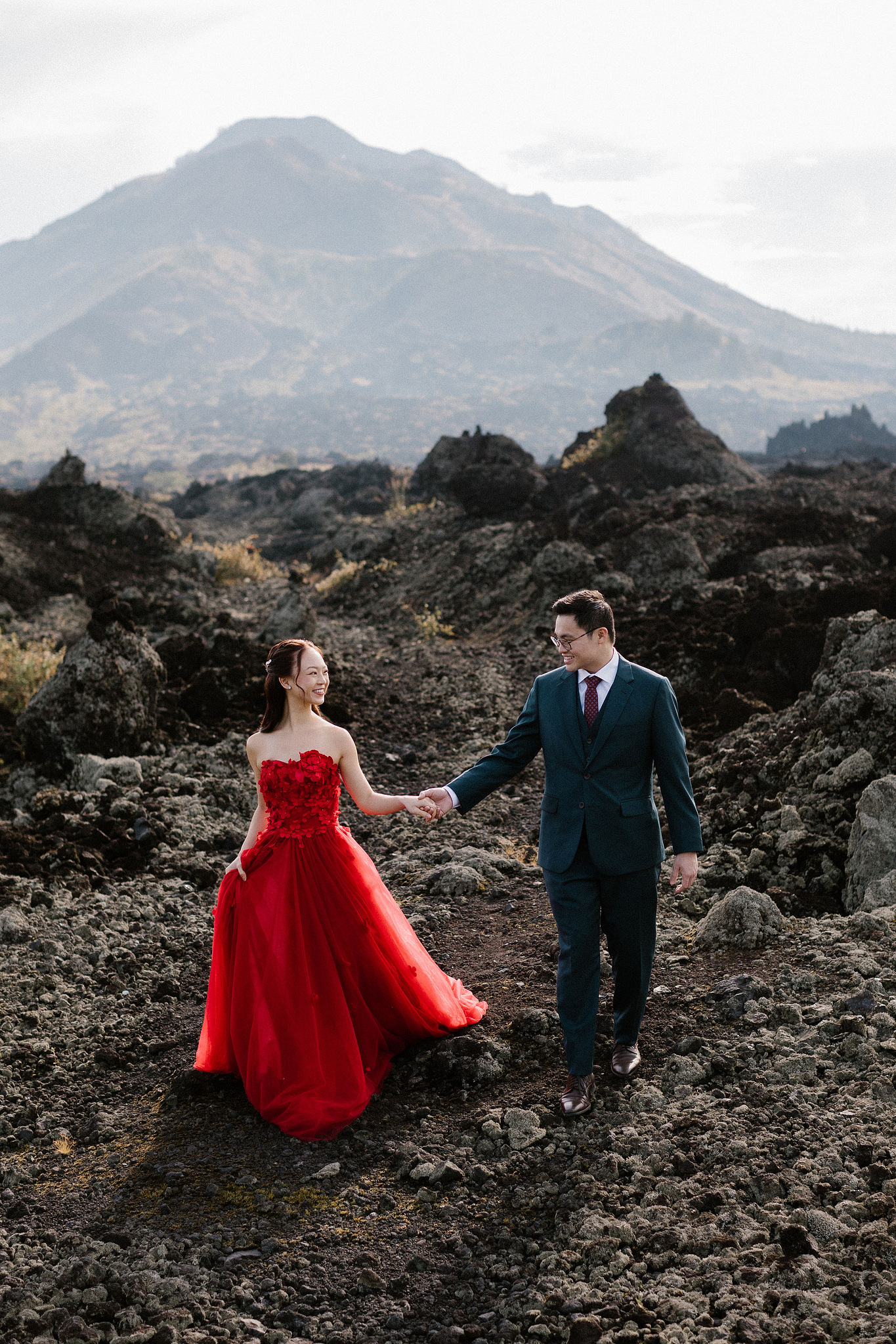 Bali Pre-Wedding Photoshoot | Pinggan Village, Lava Fields, Twin Cliff Valley & Beach at Lava Fields   pre-wedding photo