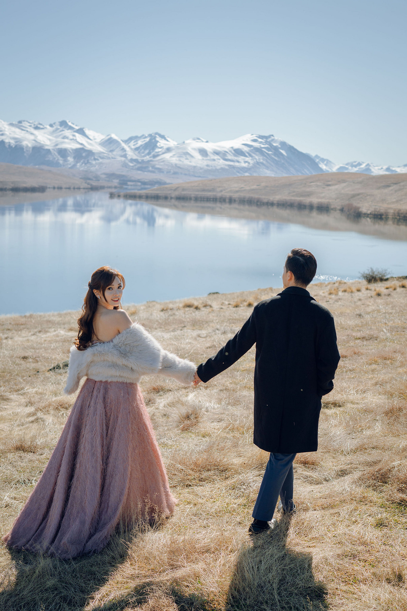 New Zealand Pre-Wedding Photoshoot | Coromandel Peak, Lake Wakatipu & Queenstown, Skippers Canyon, Lake Tekapo, Mount Cook National Park & Glacier at Lake Wakatipu & Queenstown pre-wedding photo