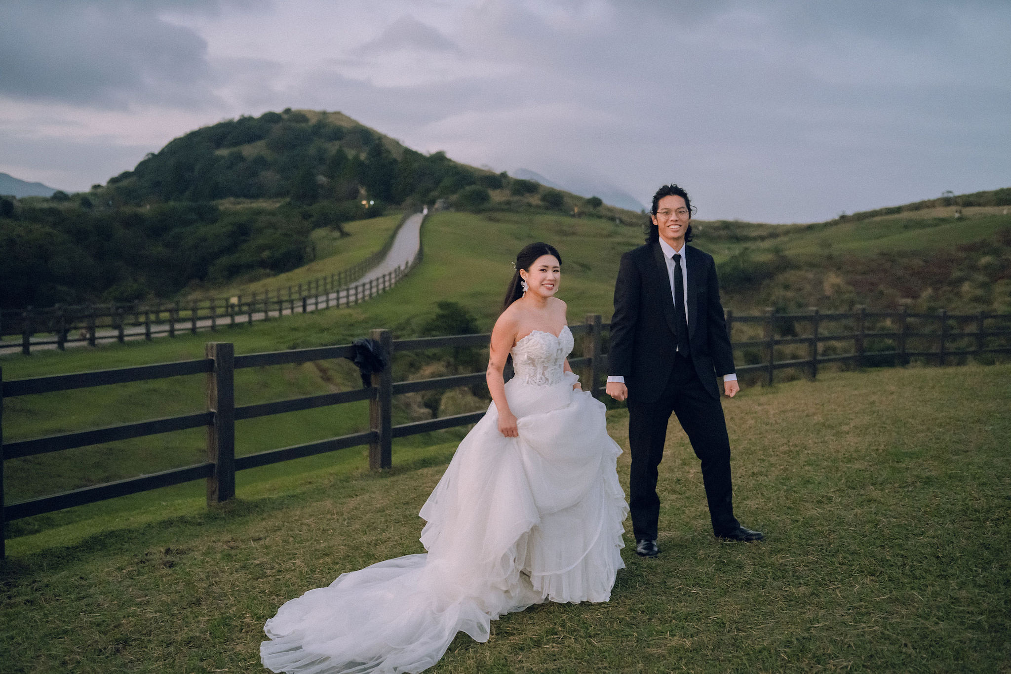 Taiwan Pre-Wedding Photoshoot | Lin Family Mansion, Dadaocheng & Yangmingshan at Yangmingshan pre-wedding photo