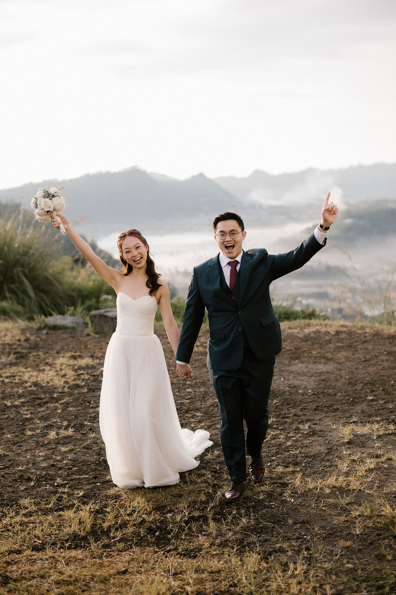 Bali Pre-Wedding Photoshoot | Pinggan Village, Lava Fields, Twin Cliff Valley & Beach at Pinggan Village   pre-wedding photo