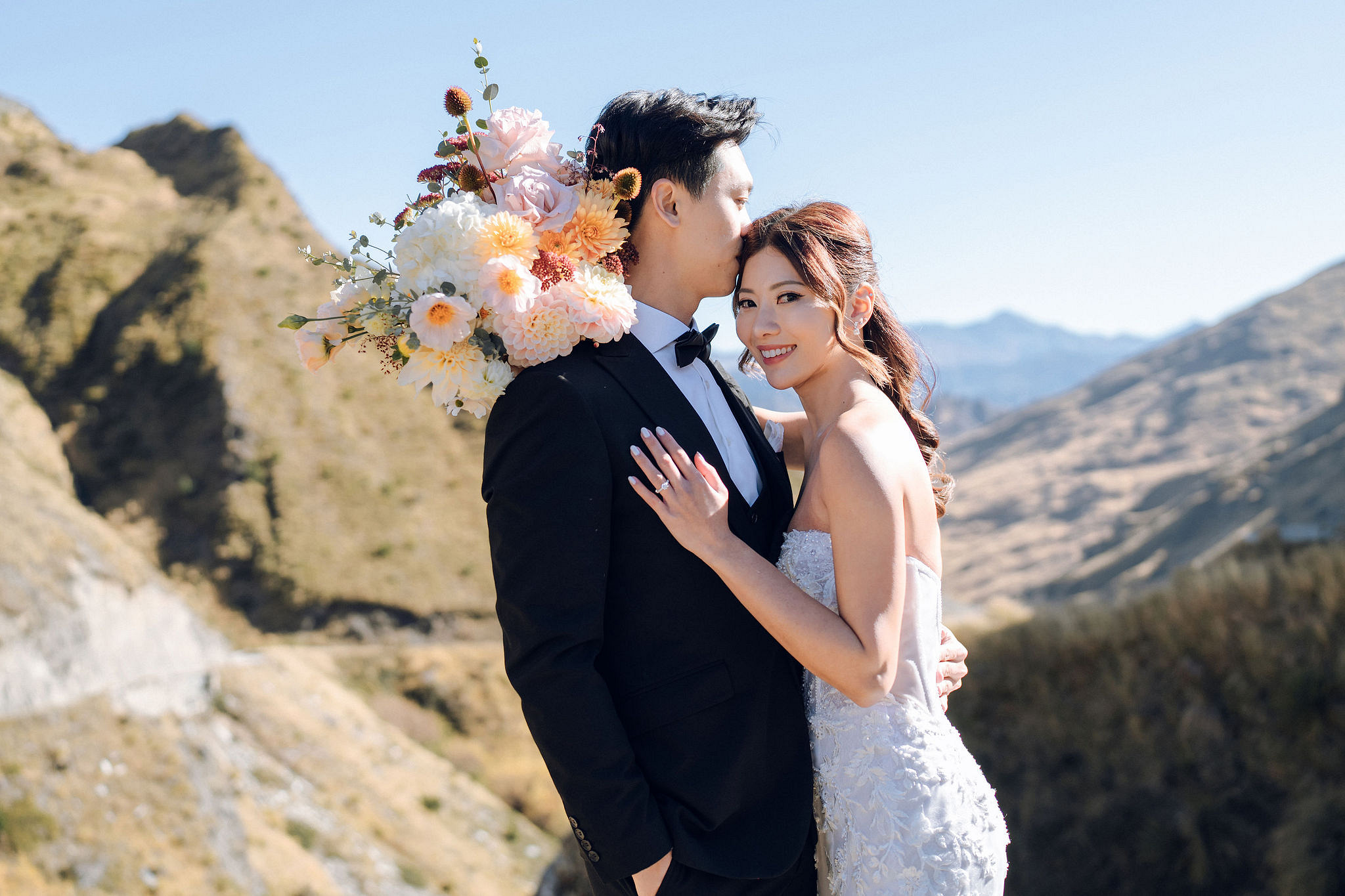 New Zealand Autumn Pre-Wedding Photoshoot Twin Peak Skippers Canyon Alpaca Farm Hilltop Cardrona Night Shoot Kombi Van at Skippers Canyon pre-wedding photo