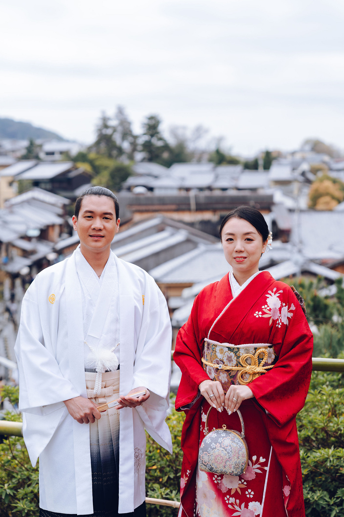 Kyoto Pre-Wedding Photoshoot | Historic Higashiyama Streets, Keage Incline & Nara Park at Higashiyama & Yasaka Pagoda pre-wedding photo